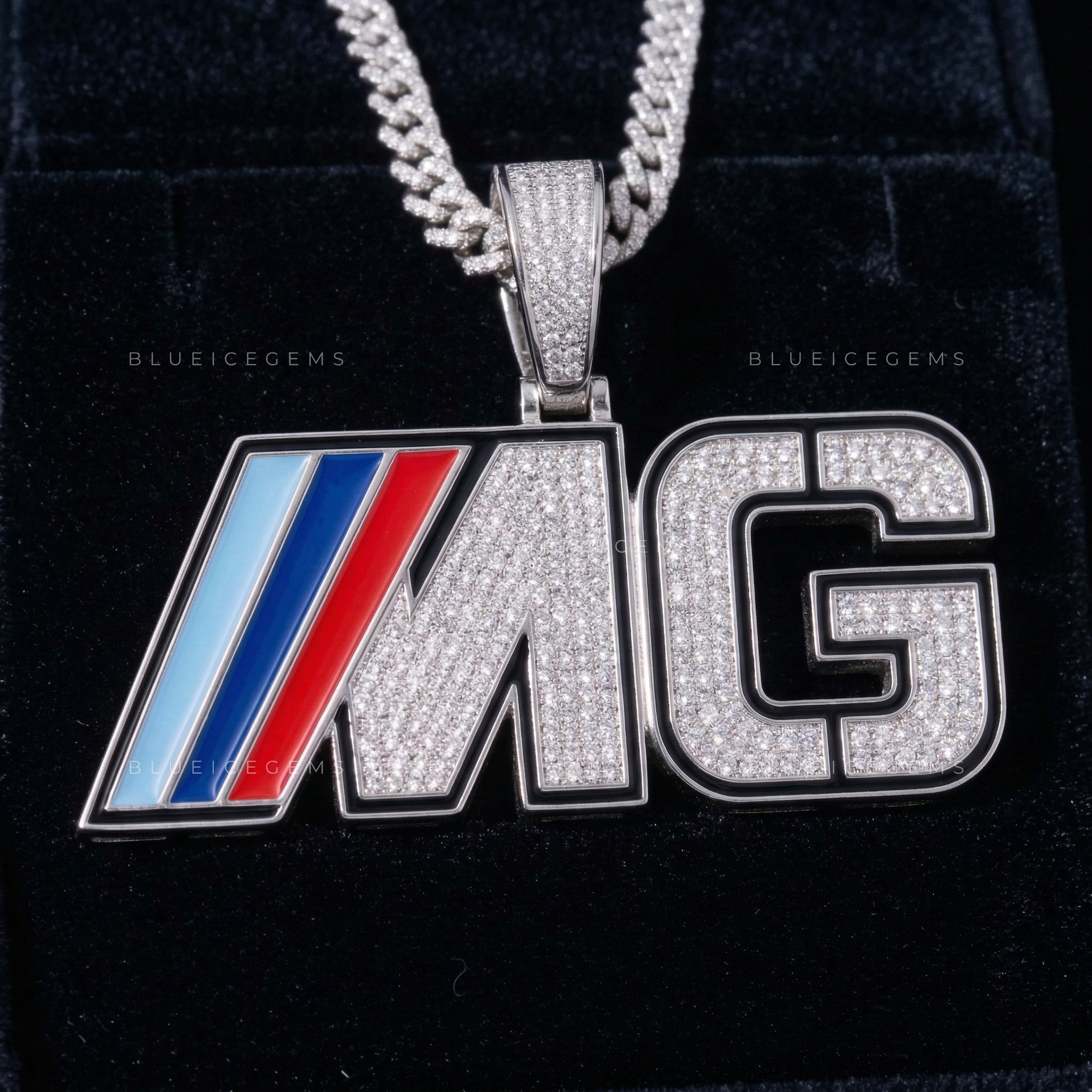 The "M-Performance" MG: Racing Heritage & Tricolor Enamel Sovereign