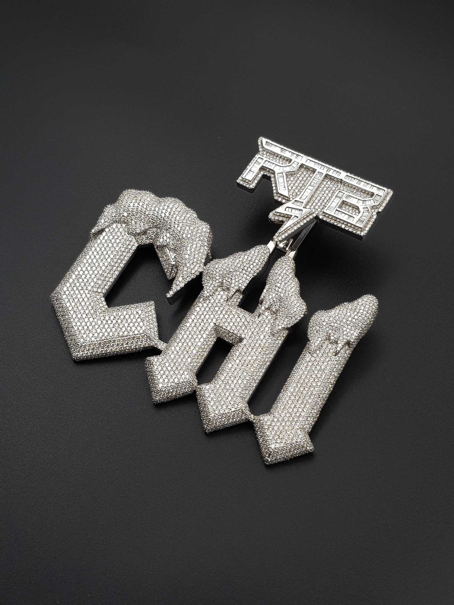 RTB “CHI” Drip Pendant