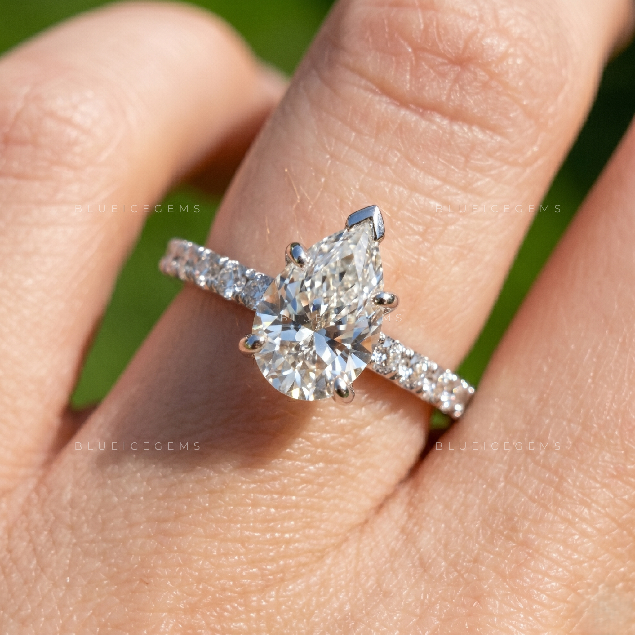 Graceful Radiance Pear Cut Solitaire Engagement Ring with Brilliant Accent Stones Anniversary Promise Band
