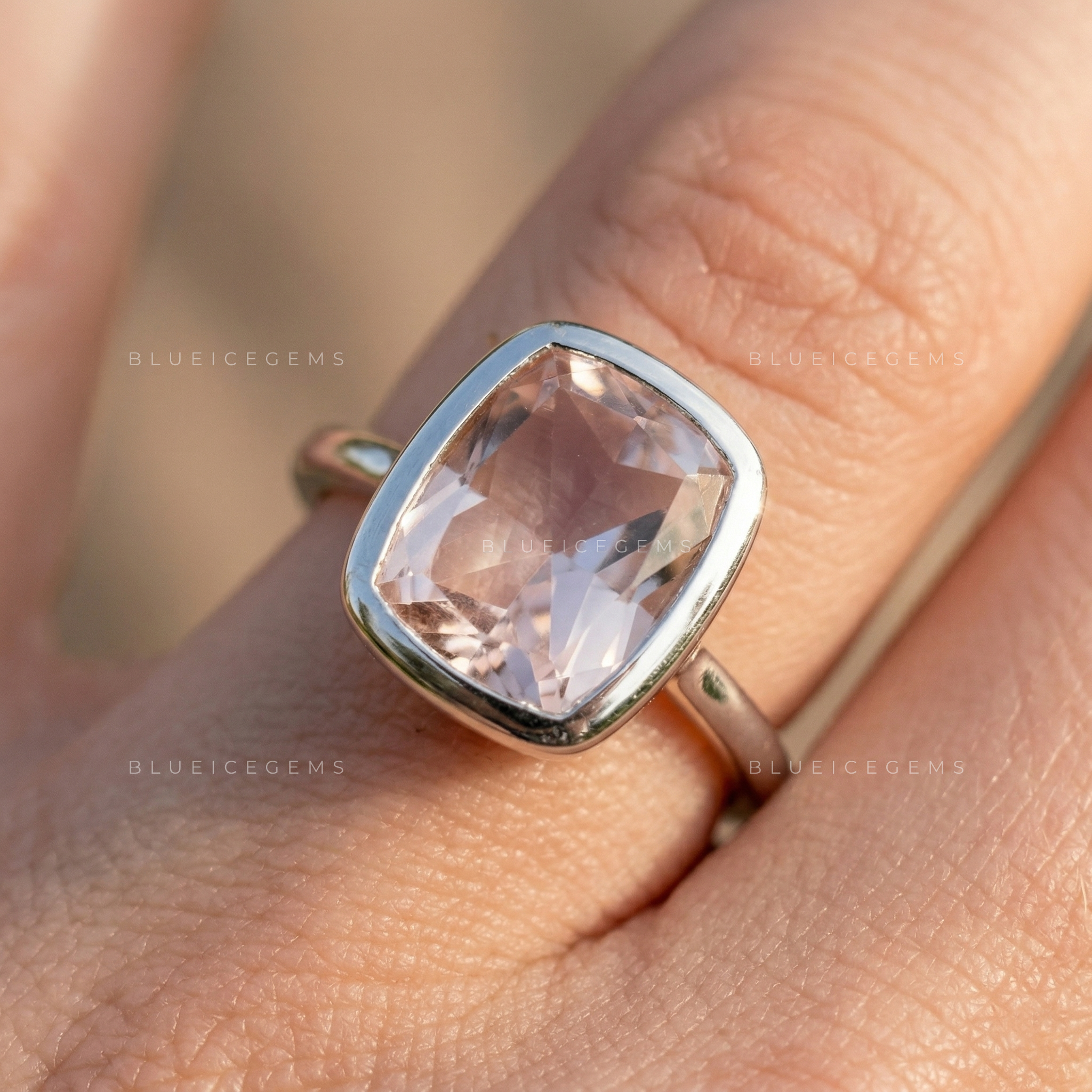 The "Vintage Soul" Bezel-Set Elongated Cushion: Pure Ethical Glow