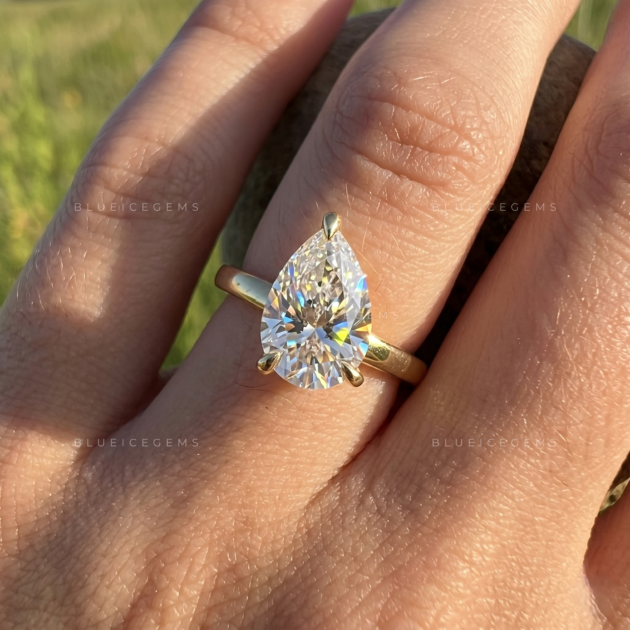 Velora Pear Cut Classic Solitaire Engagement Ring