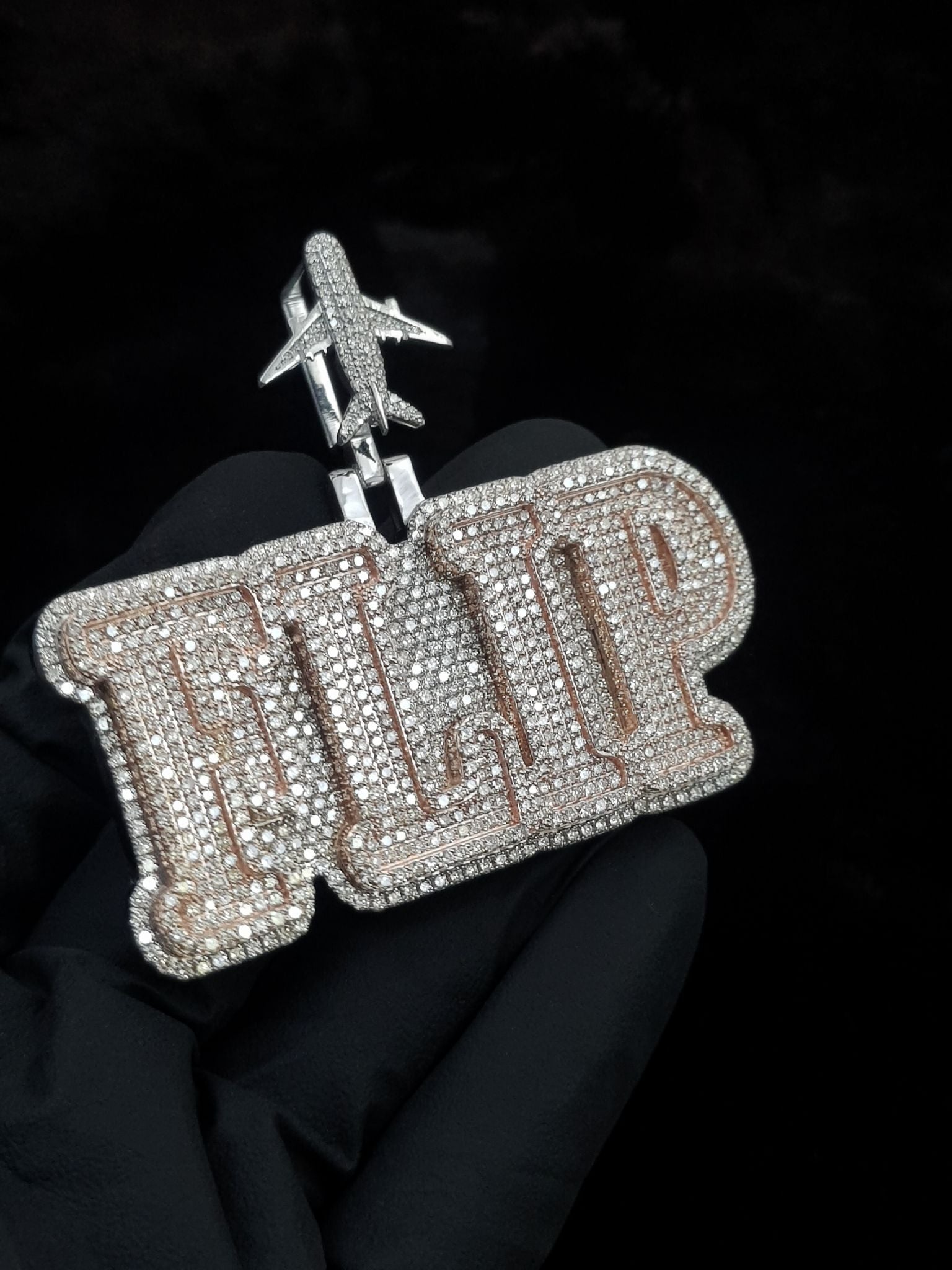 FLIP Jet Life Pendant