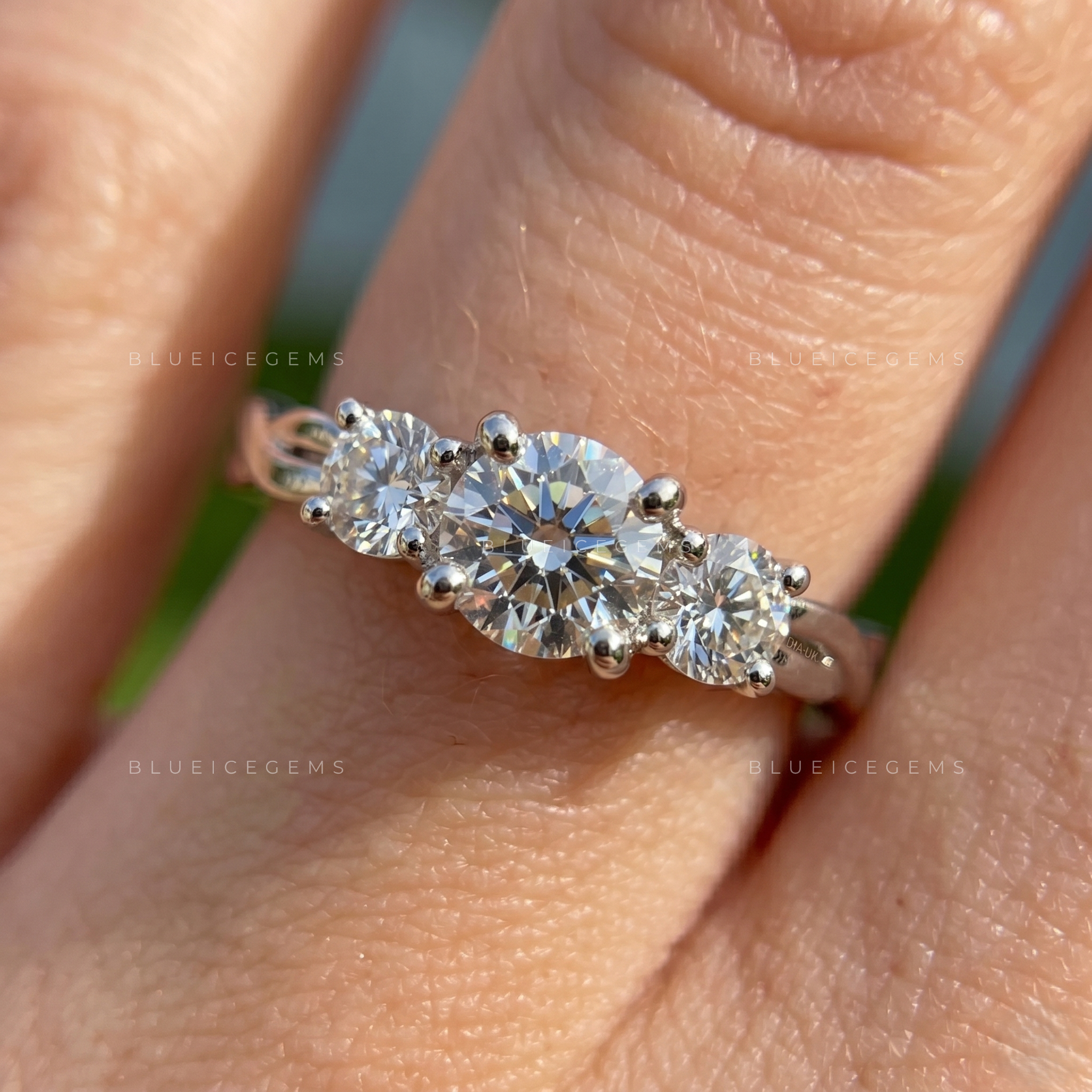 Celestial Spark Round Brilliant Diamond Band Ring