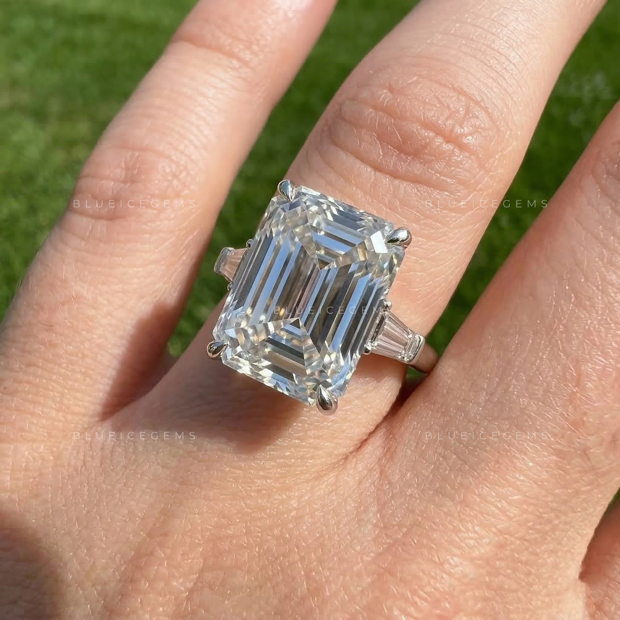Grandeur Statement Emerald and Tapered Baguette Ring