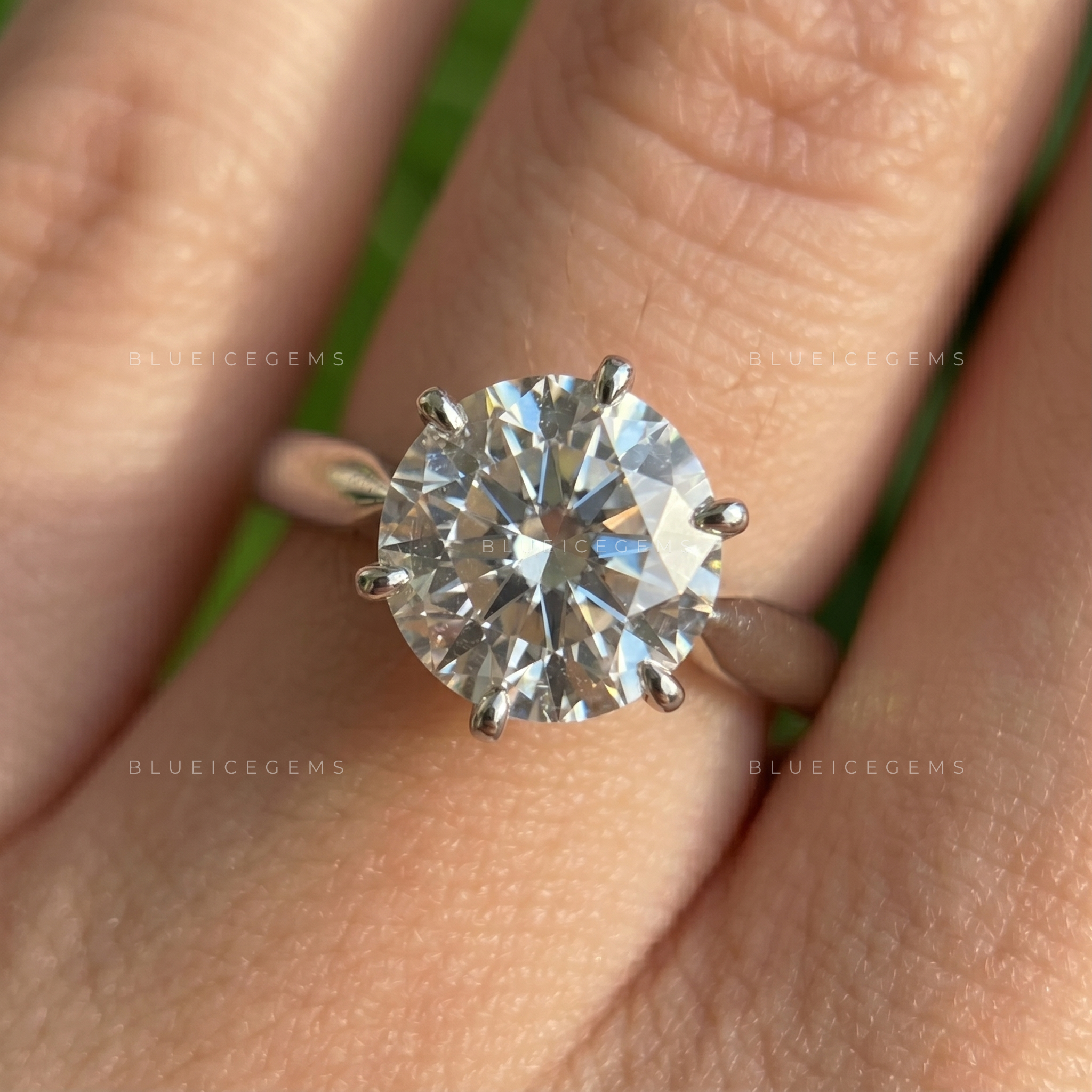 Floral Elegance Round Cut Tulip Basket Pinched Shank Solitaire Ring