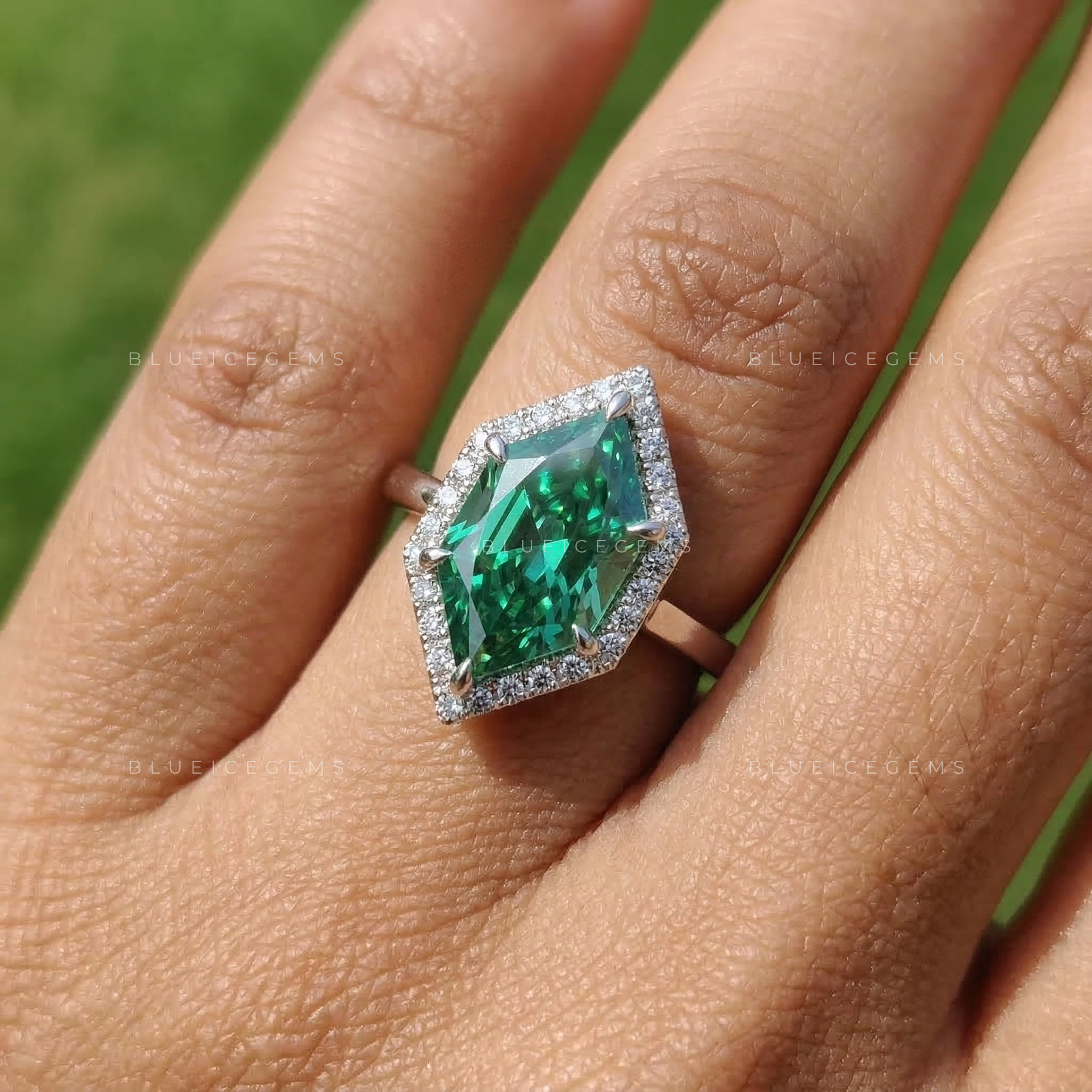 Enchanted Verdant Dutch Marquise Pavé Ring