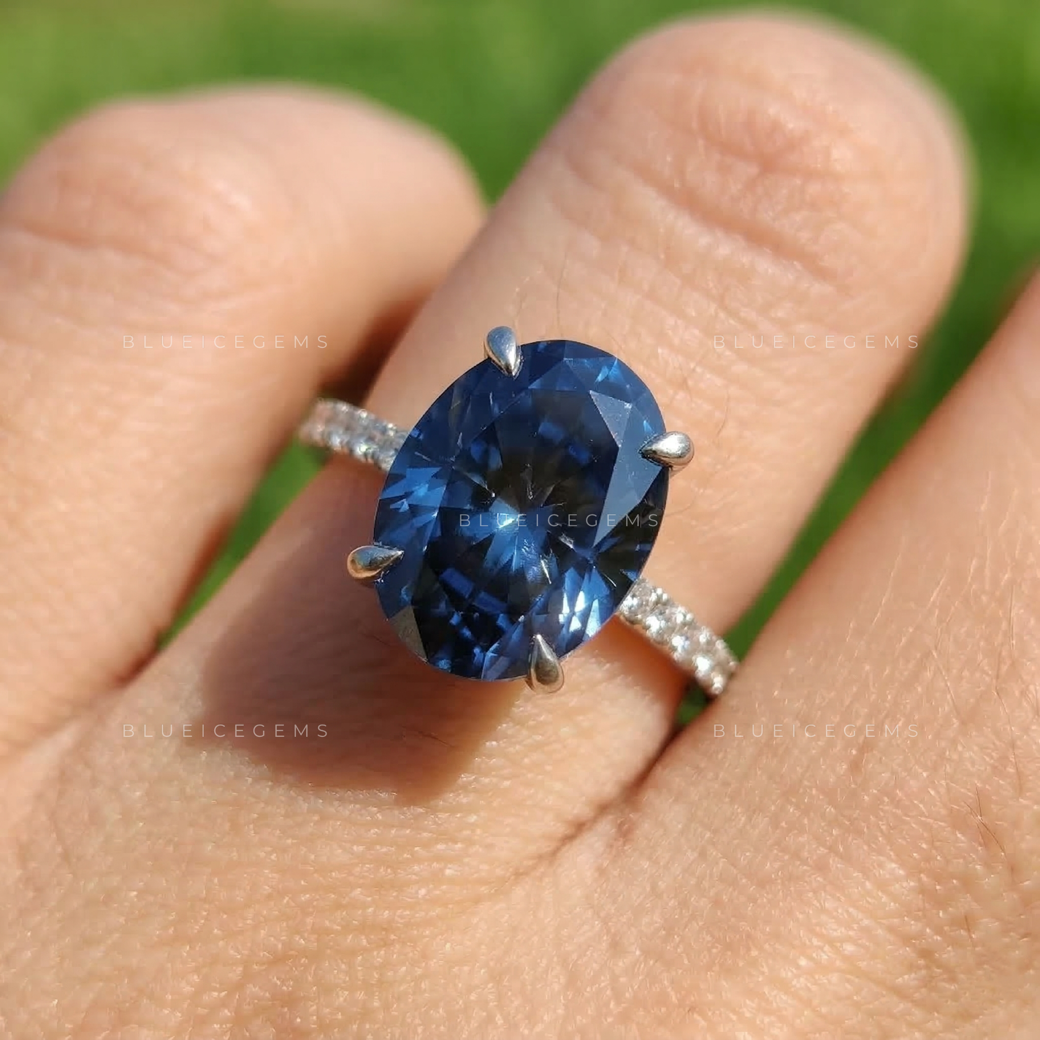 Midnight Velvet Oval Cut Pavé Engagement Ring