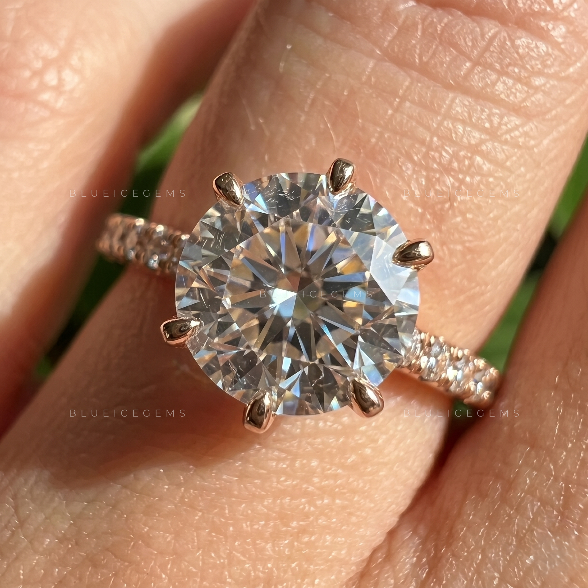 Infinite Glow Round Brilliant Cut Hidden Halo Engagement Ring