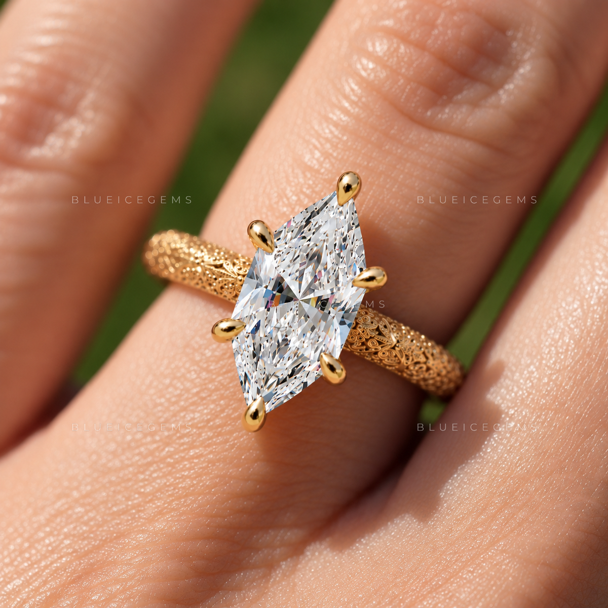 Fleurline Dutch Marquise Floral Engraved Solitaire Ring