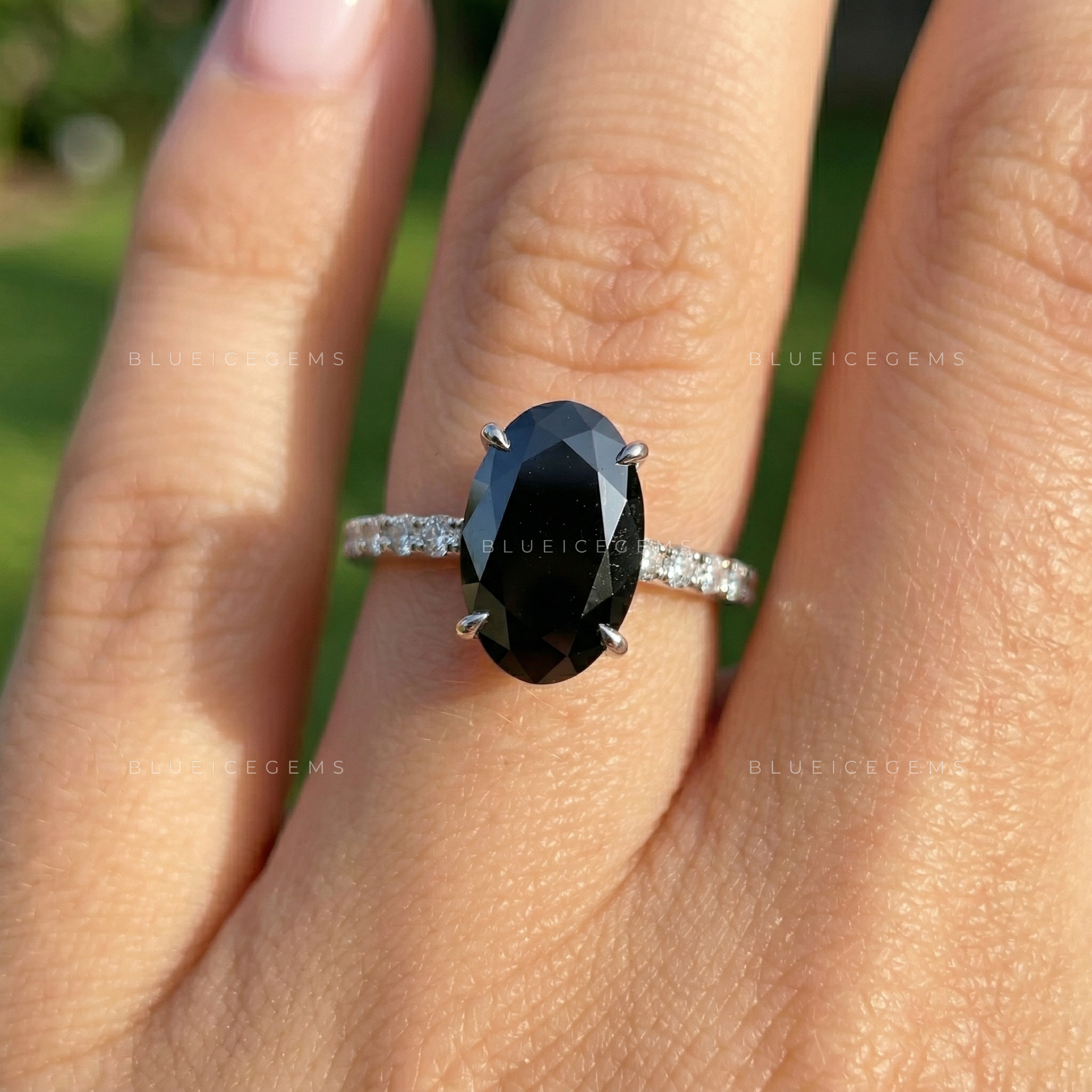 Mystic Radiance Moval Cut Black Moissanite Trilogy Ring