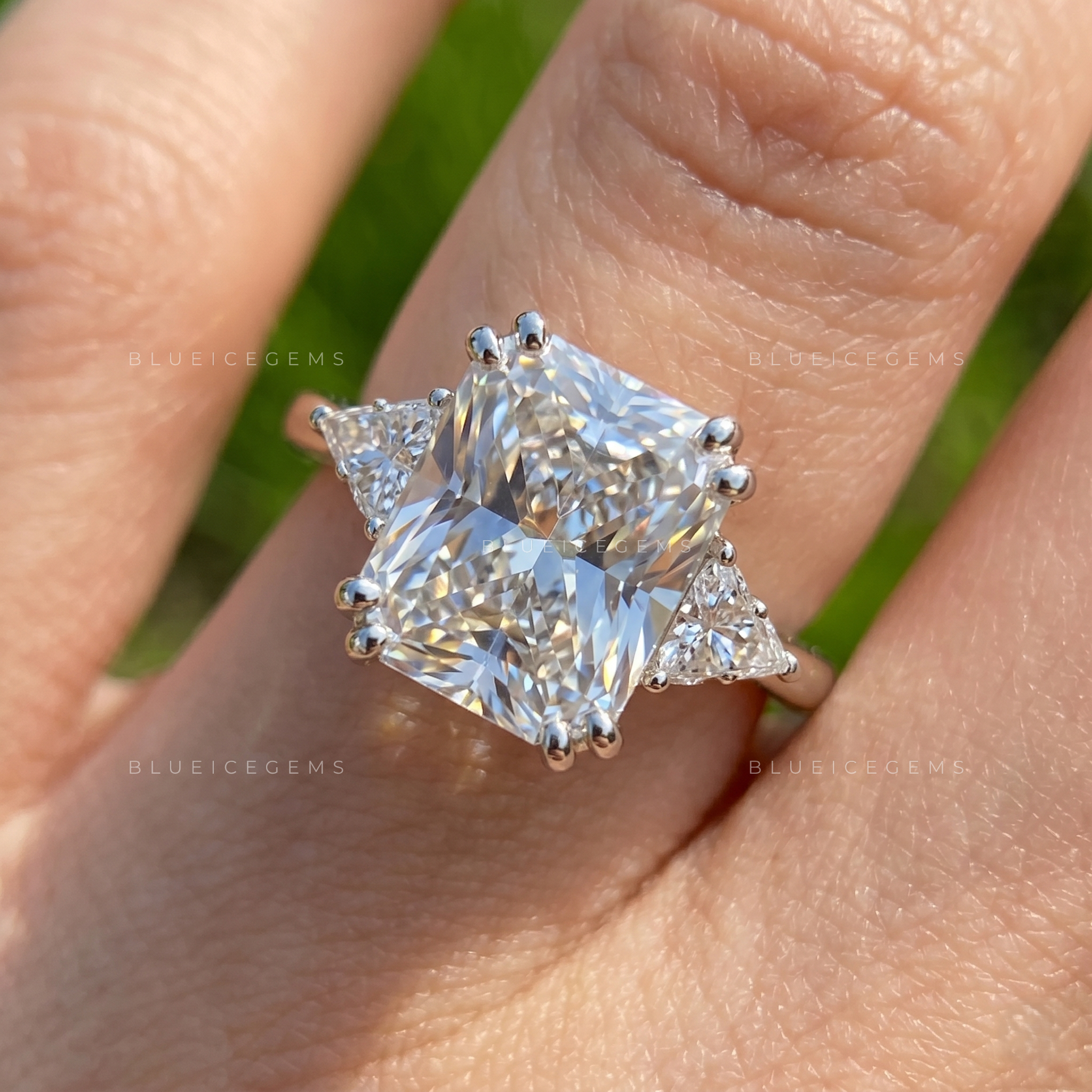 Radiant Splendor Eternal Cubic Zirconia Classic Accent Ring