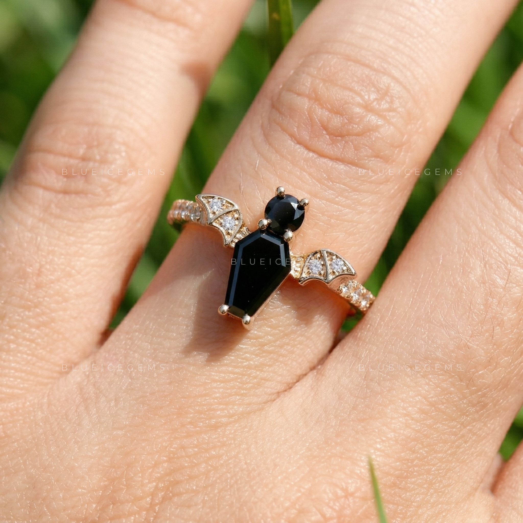 Midnight Noir Coffin & Round Cut Black Diamond Toi et Moi Ring