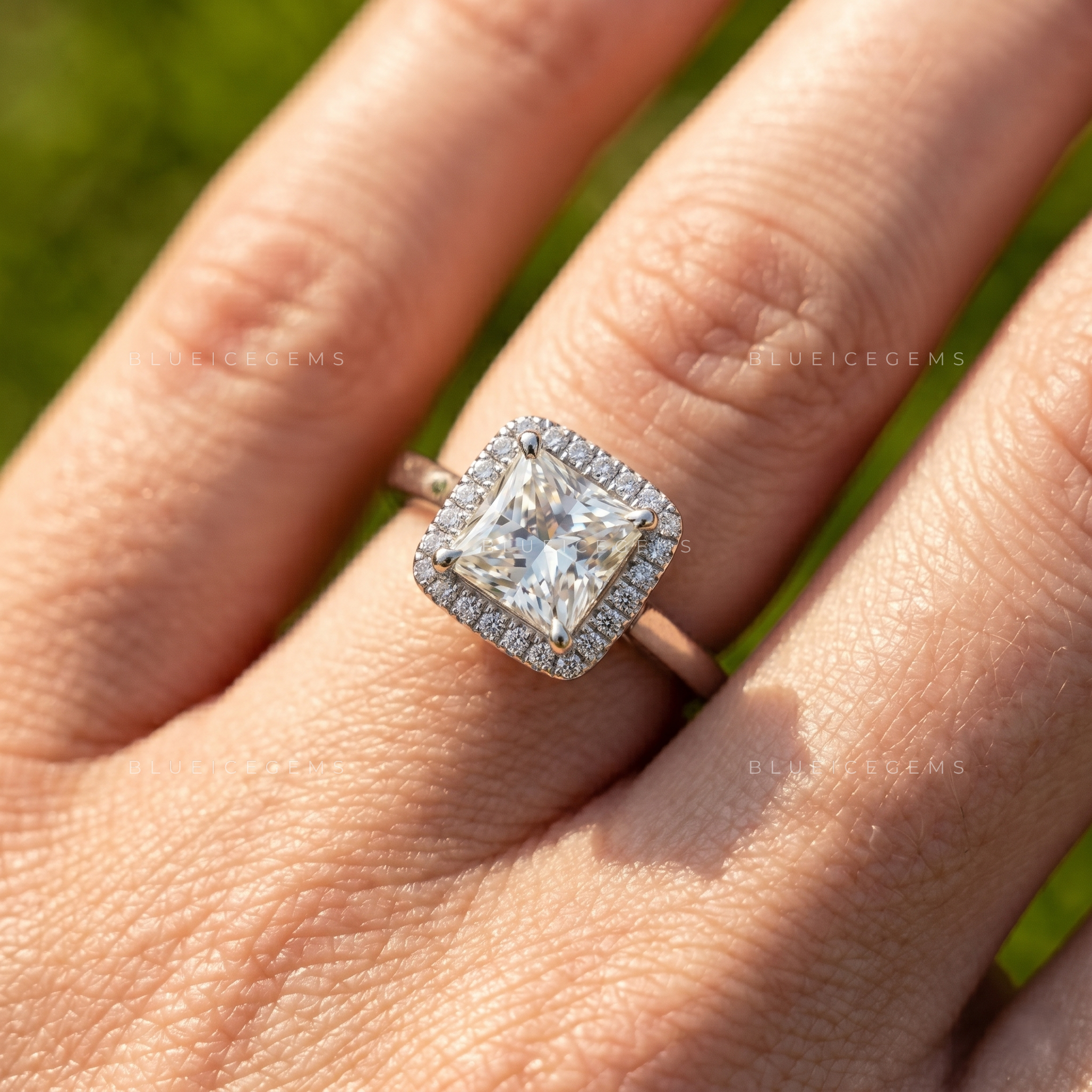 Exquisite Princess Cut Centerpiece with Sparkling Round Accent Stones