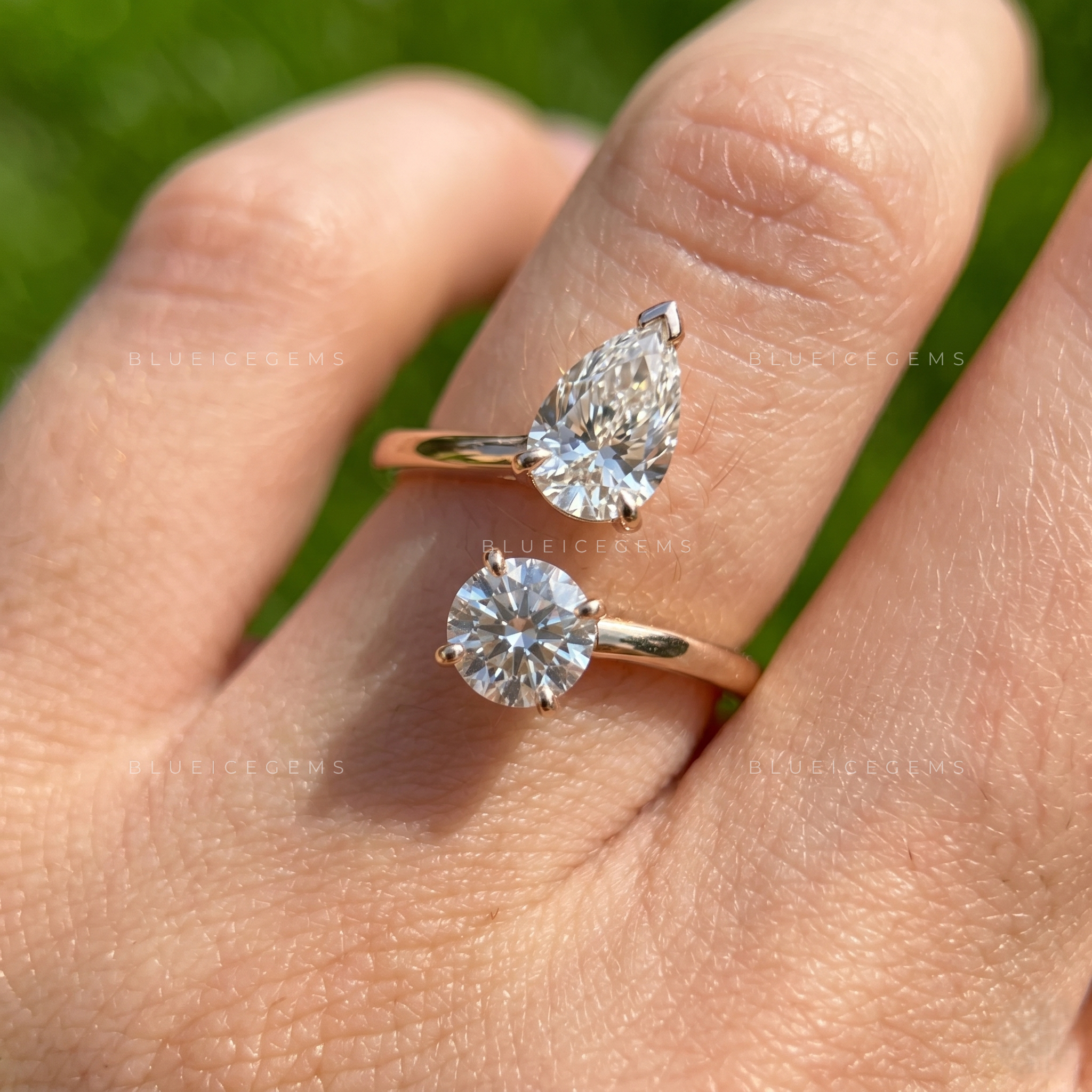 Soulmates Twin Brilliance Pear and Round Cut Toi Et Moi Engagement Ring