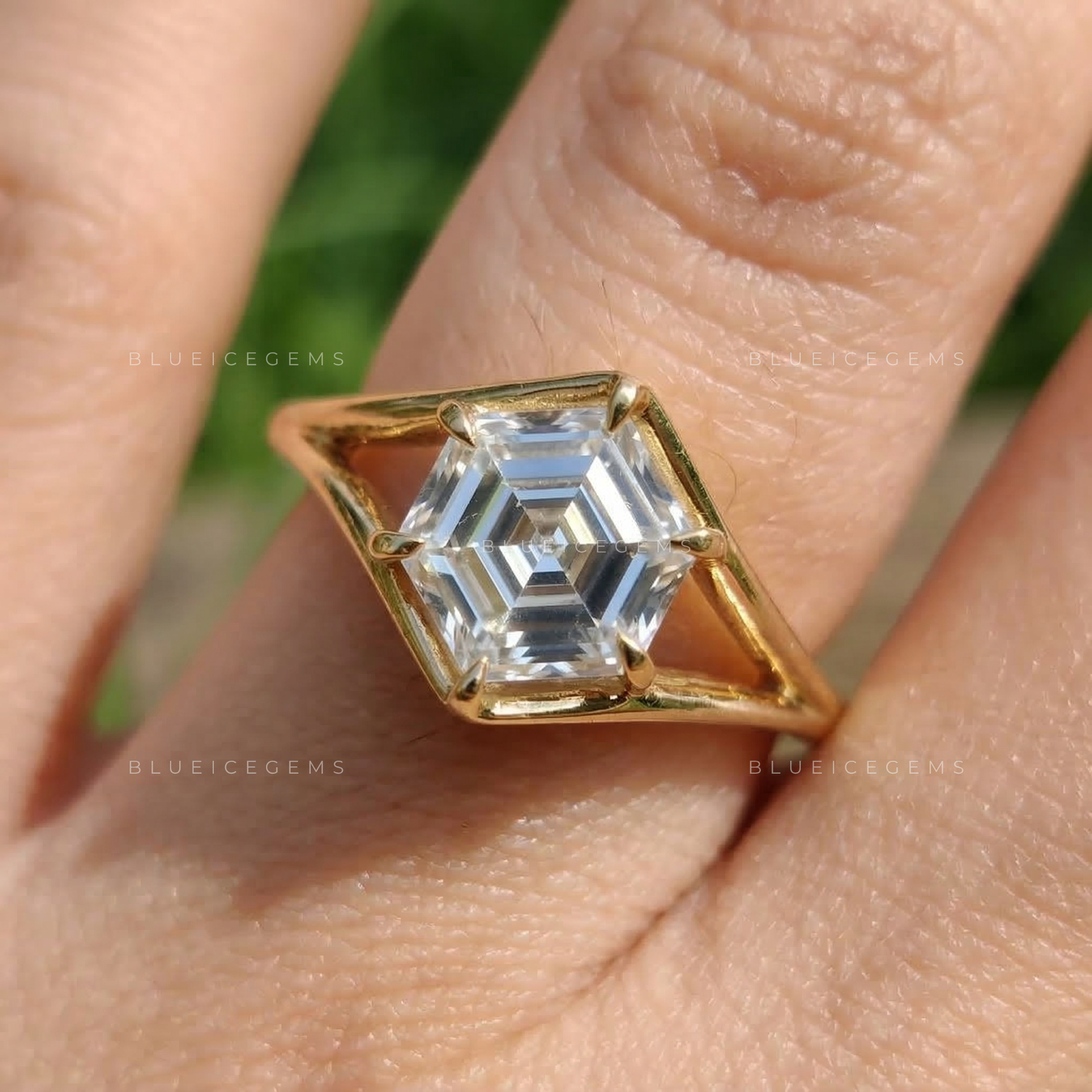 Geometric Essence Hexagon Step Cut Six Prong Ring