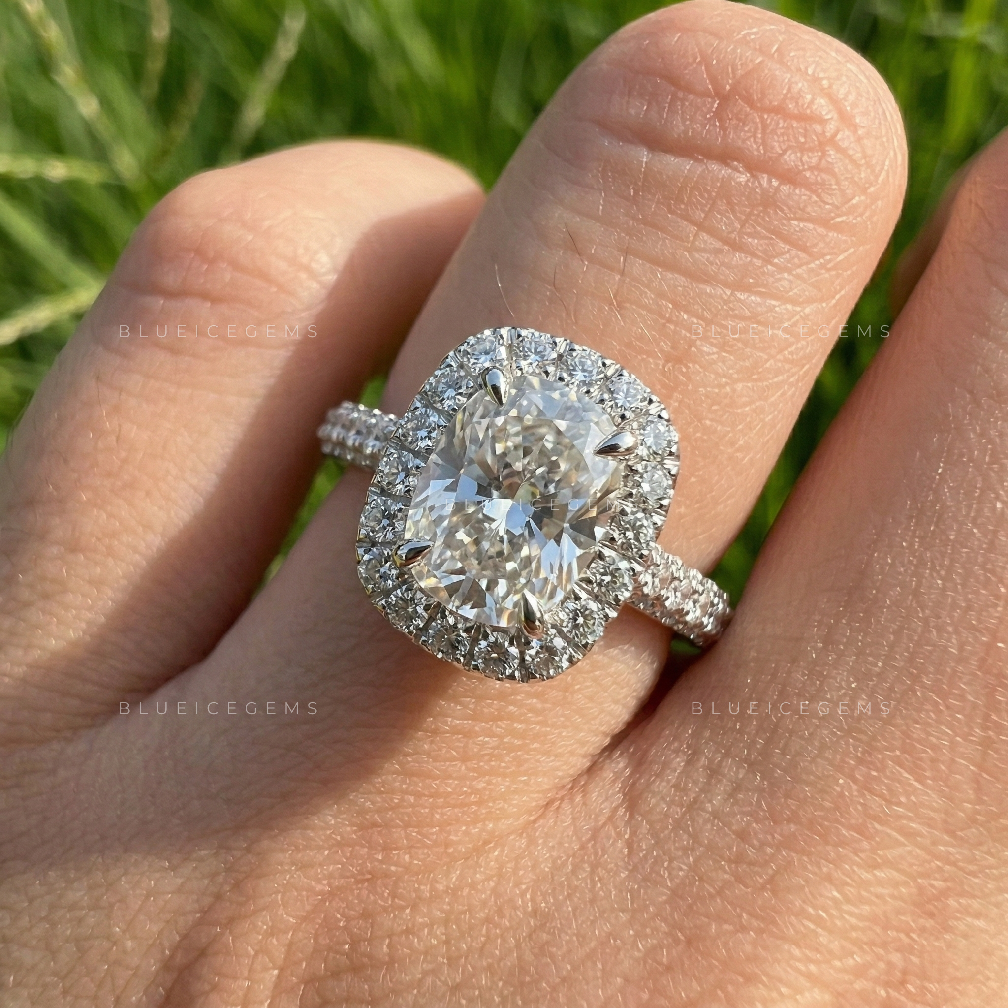 Elegant Aura Oval Cut Pavé Engagement Ring