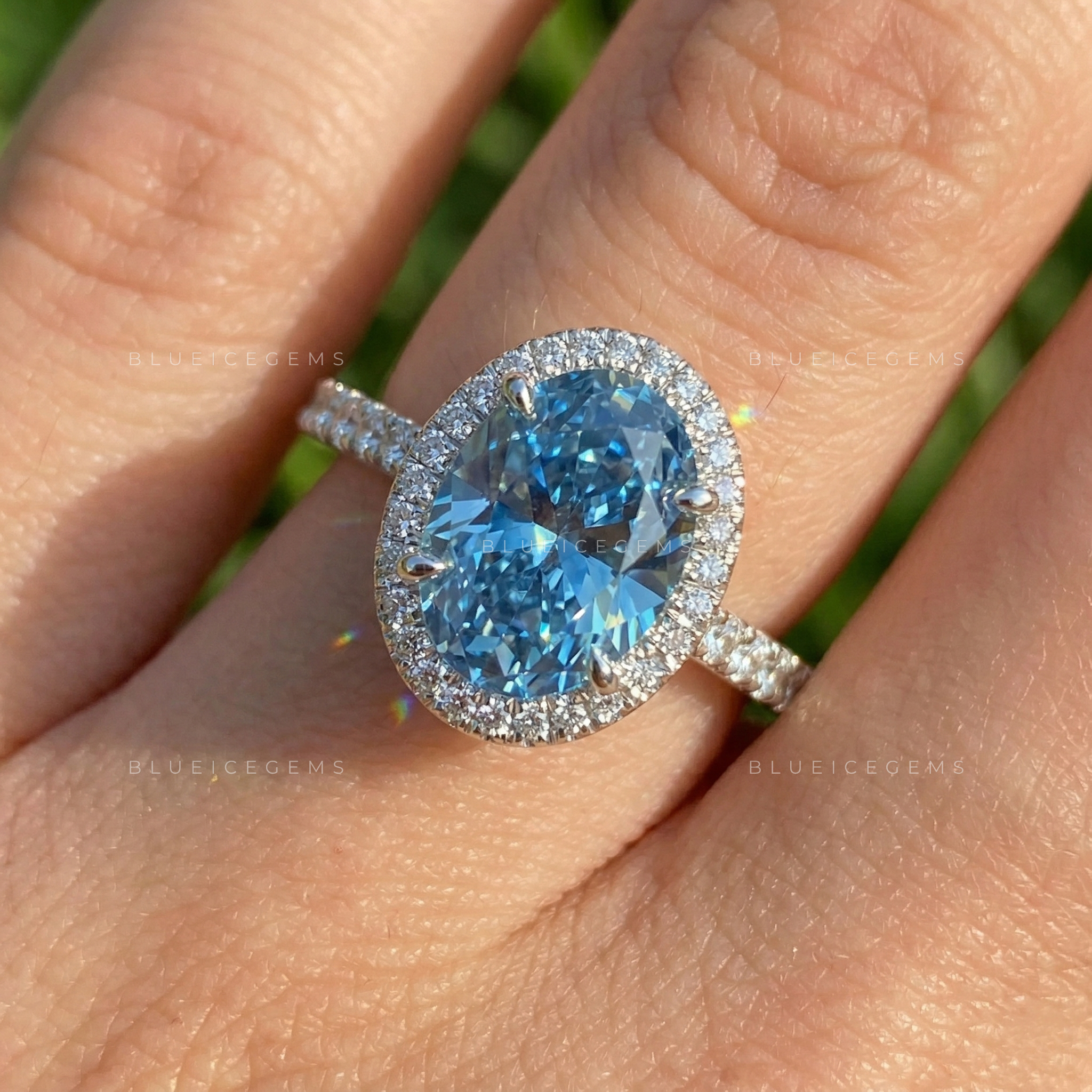 The "Midnight Siren" Oval Blue Diamond: Statement Halo Ring