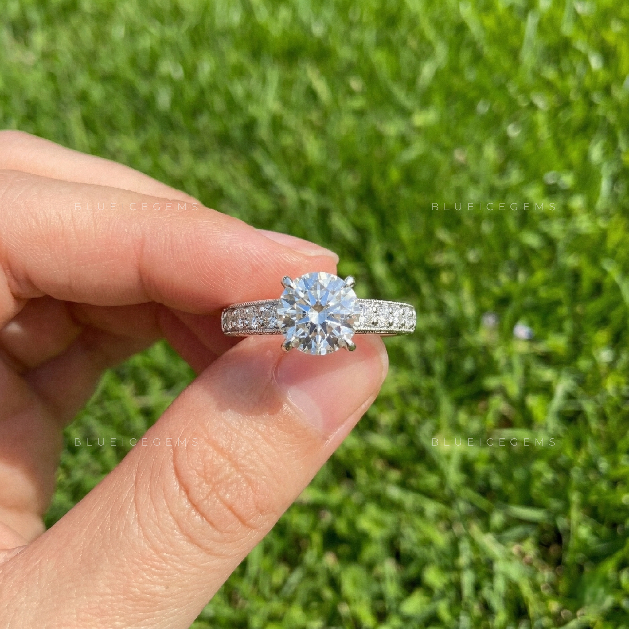 Celestial Radiance Round Brilliant Pavé Engagement Ring