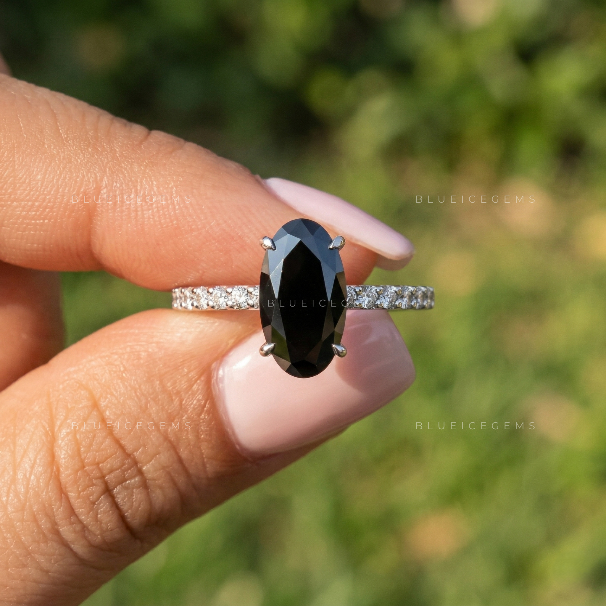 Mystic Radiance Moval Cut Black Moissanite Trilogy Ring