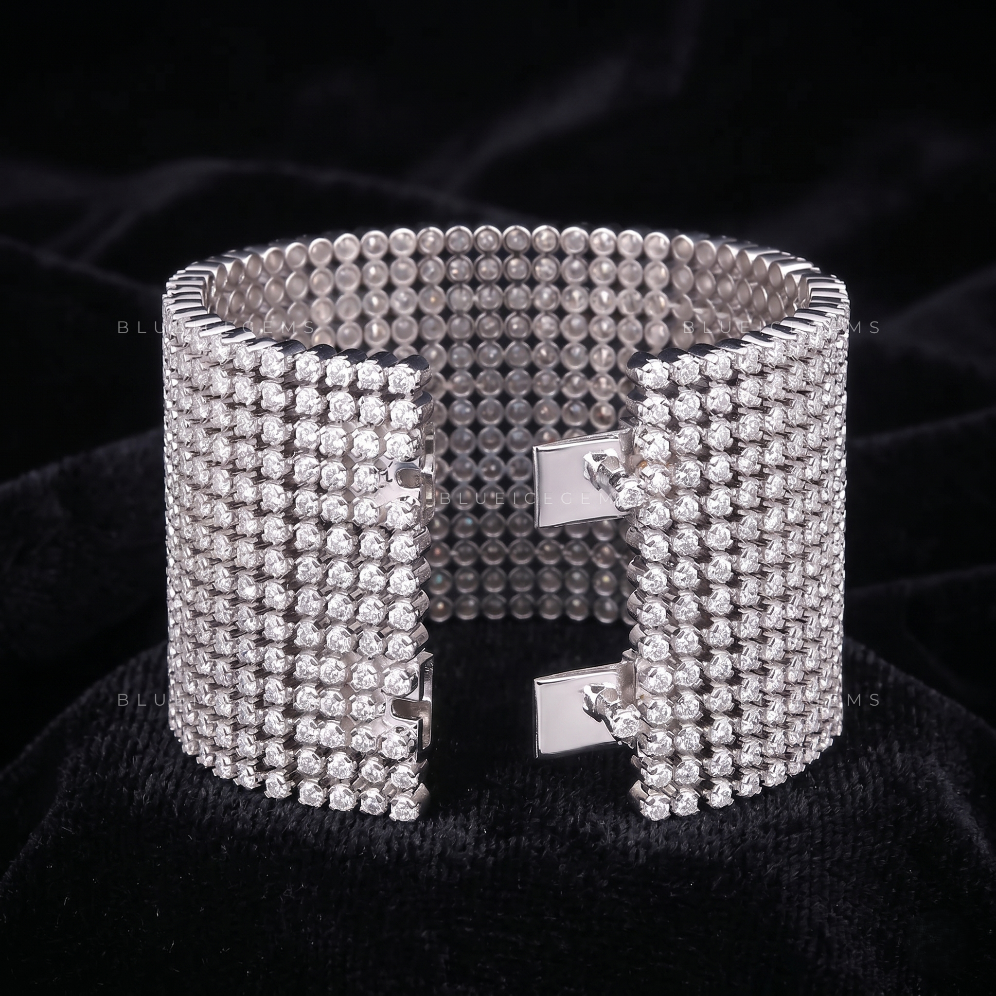 Pure Luster 7.5-Inch Frost-Link Urban Statement