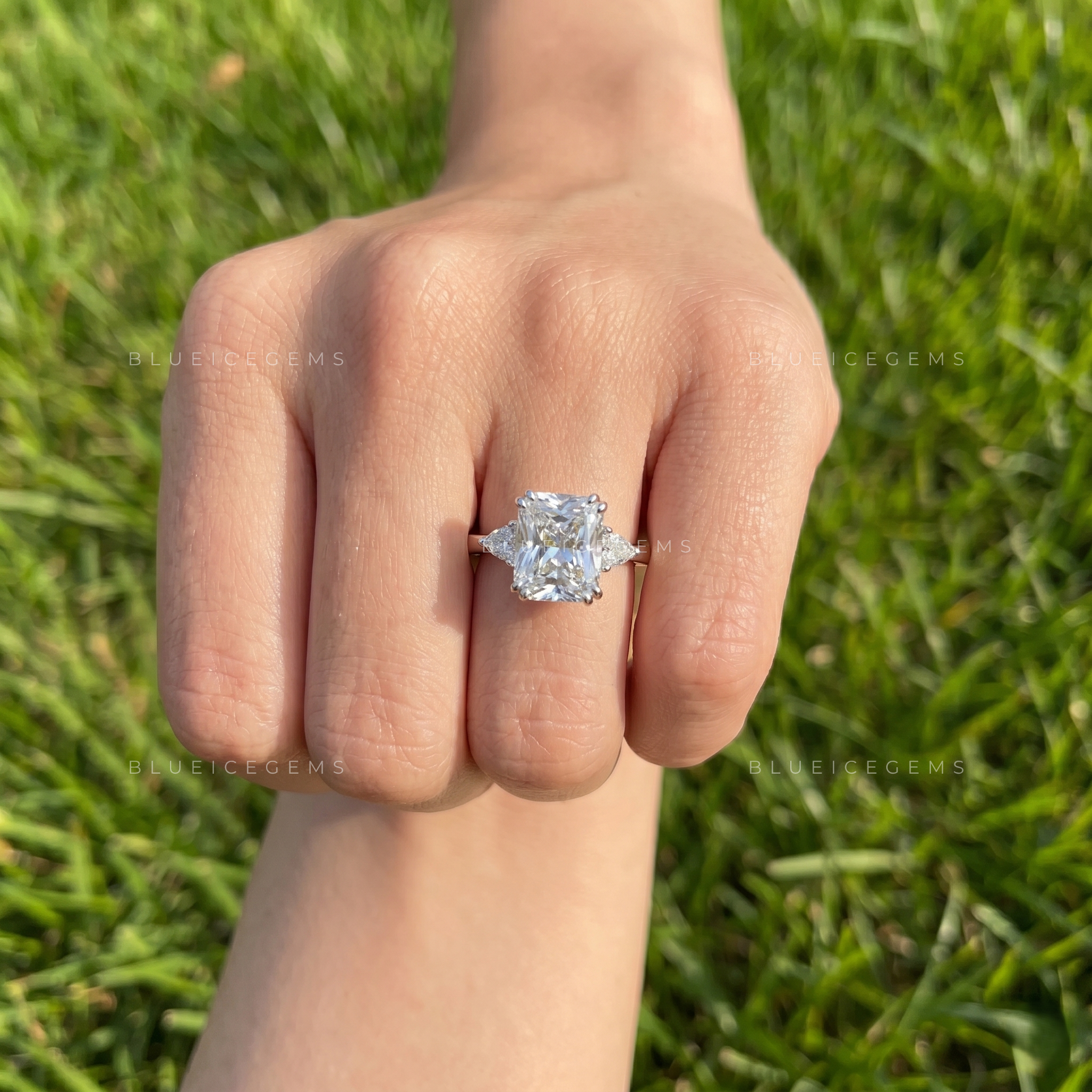 The "Grand Manor" Emerald & Round Trilogy: Sophisticated Luxe