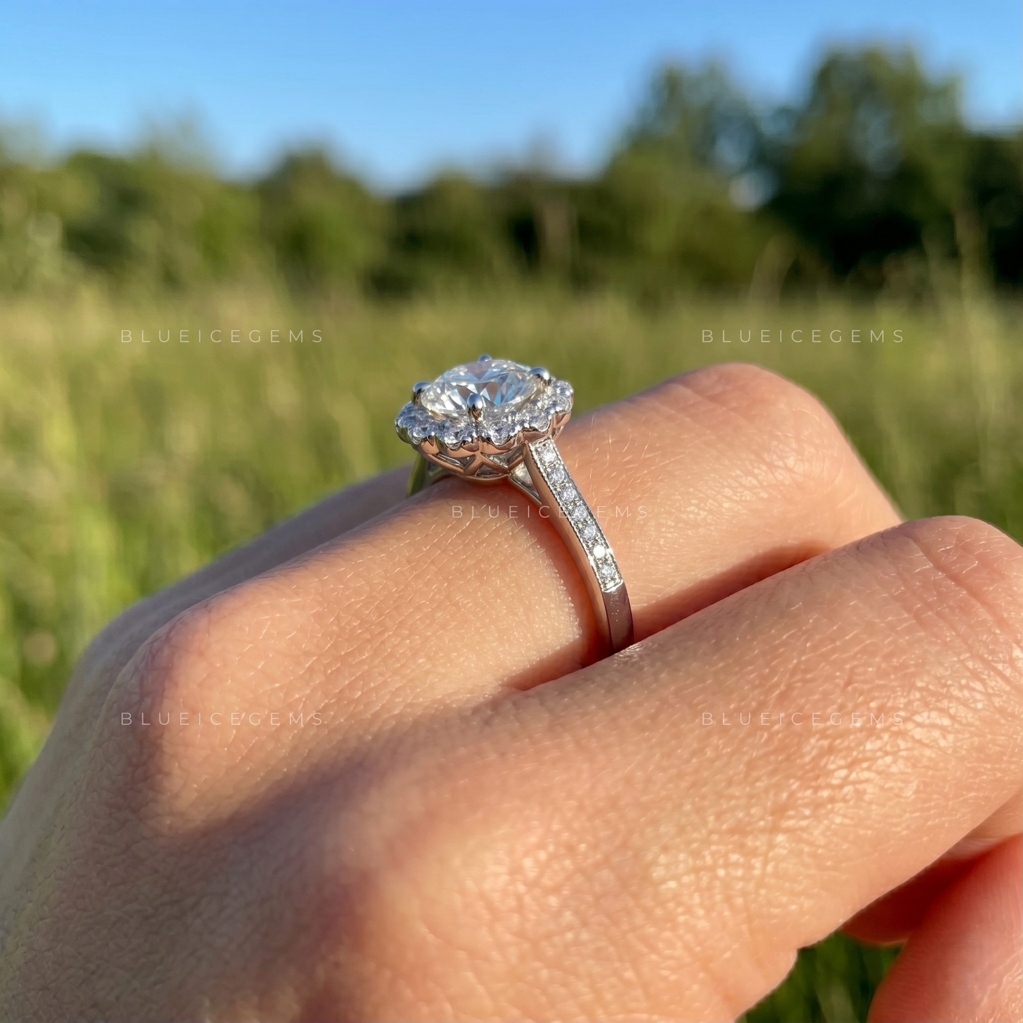 Vintage Splendor Round Brilliant Cut Halo Engagement Ring