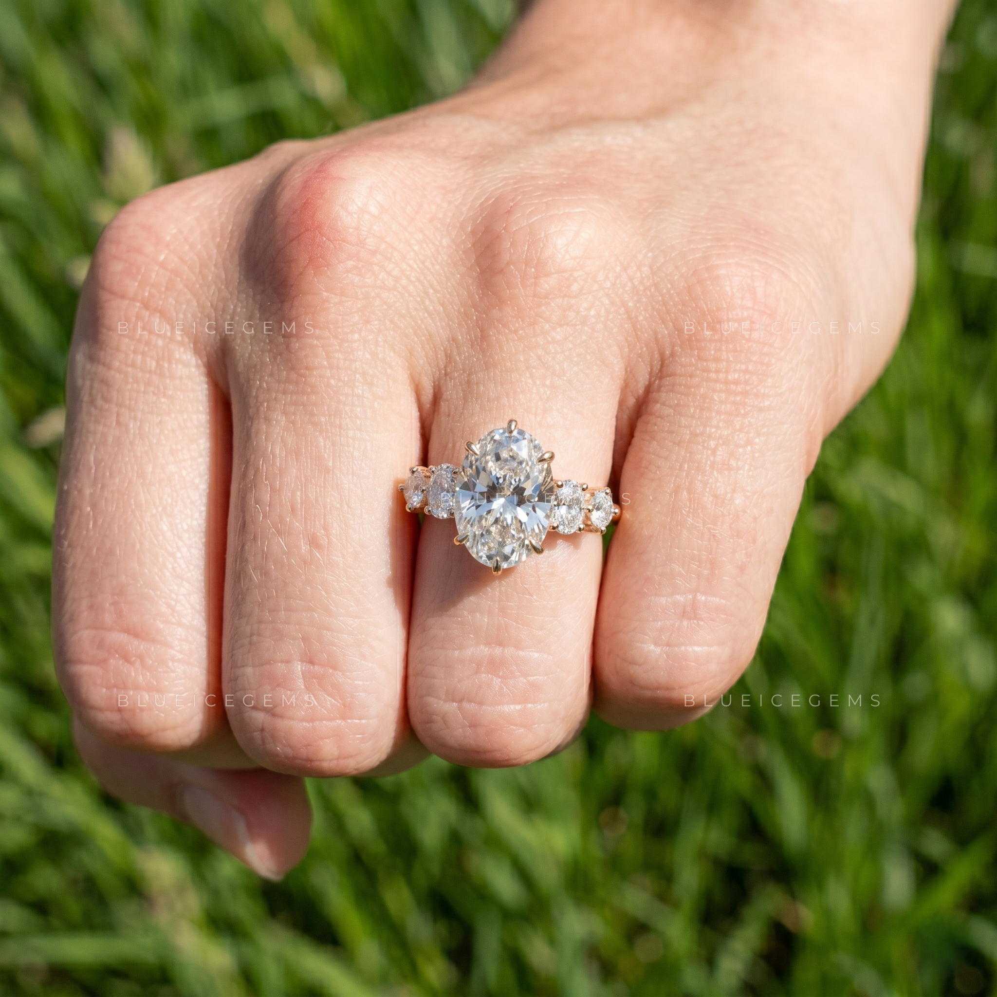 The "Ethereal Grandeur" Oval Halo: 6CT Statement Brilliance