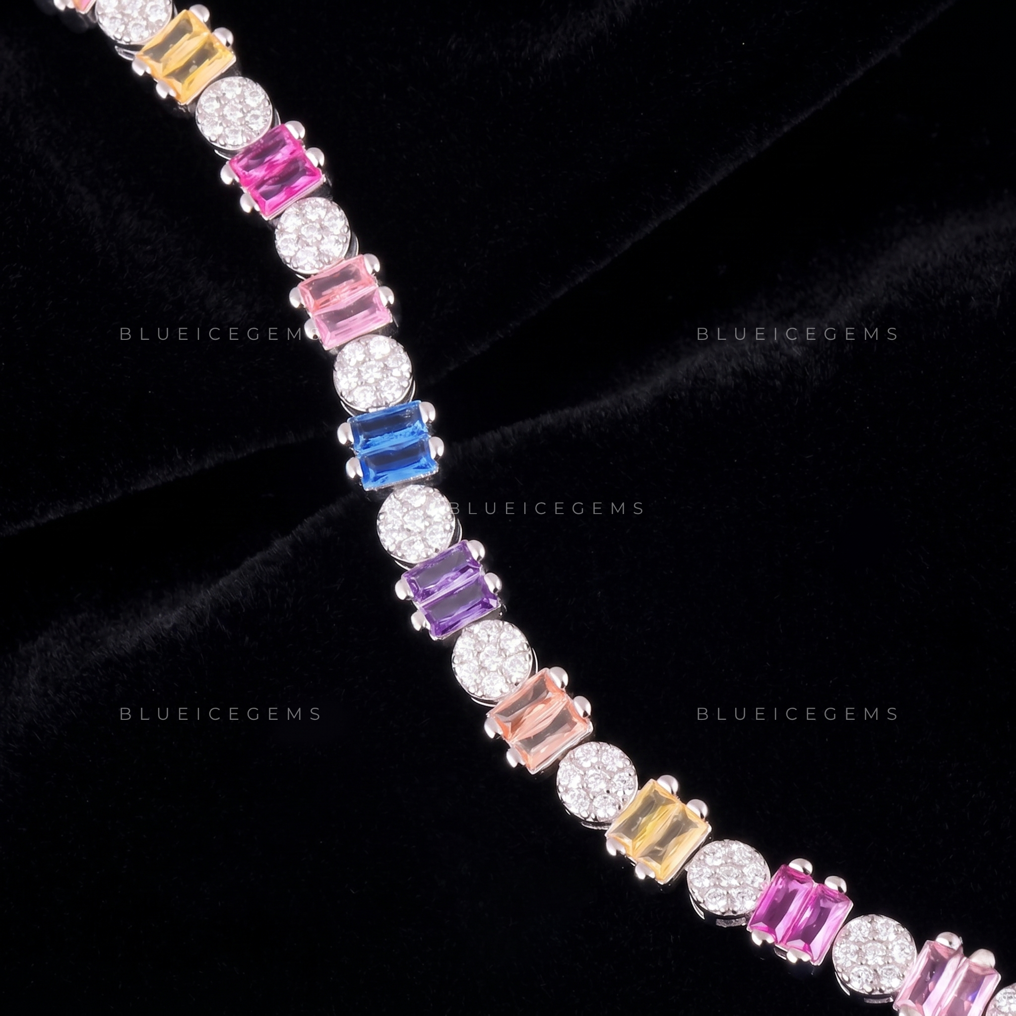 Prismatic Luster Multi-Tone Vibrant Spectrum Link