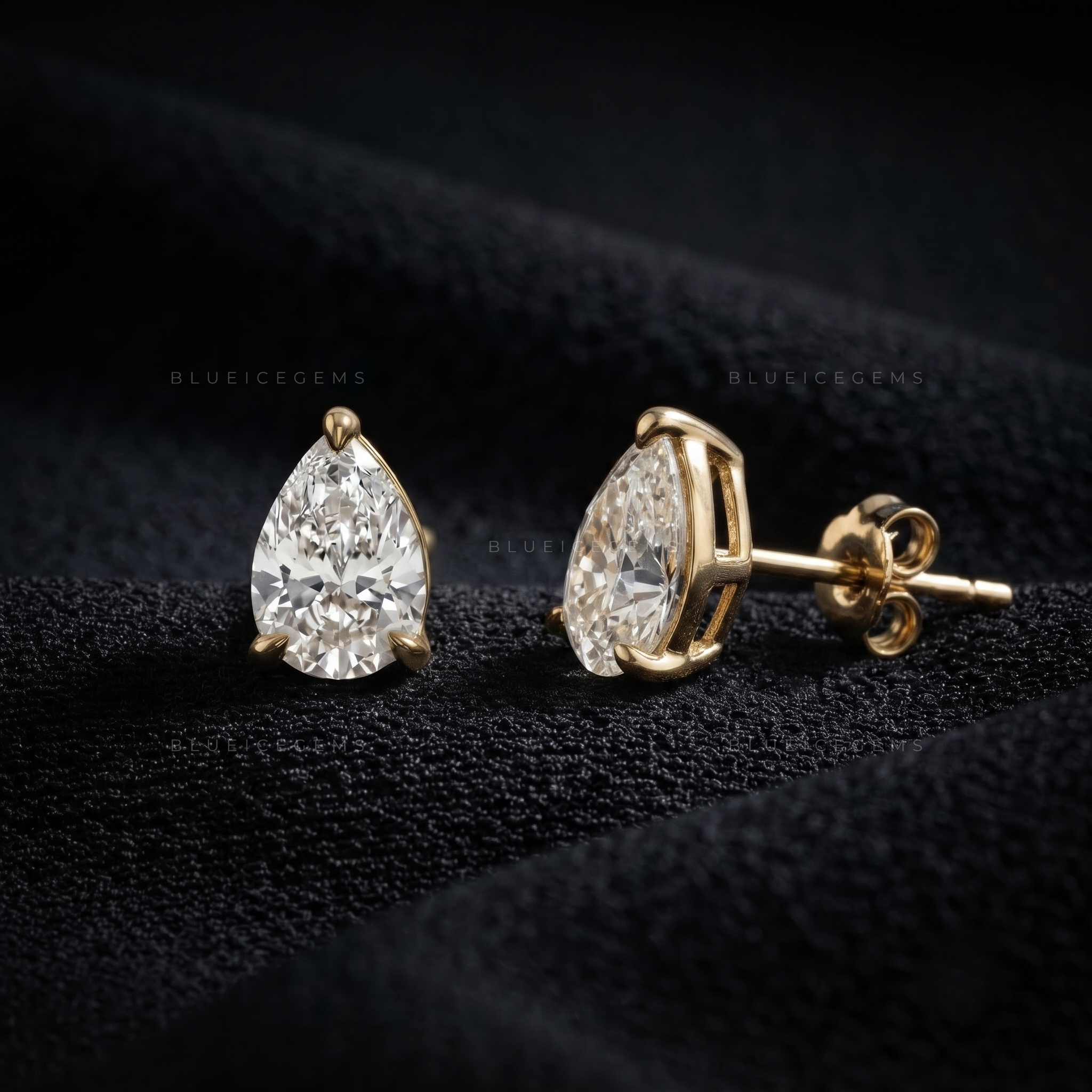 Teardrop Grace Pear-Cut Lab-Grown Diamond Stud Earrings