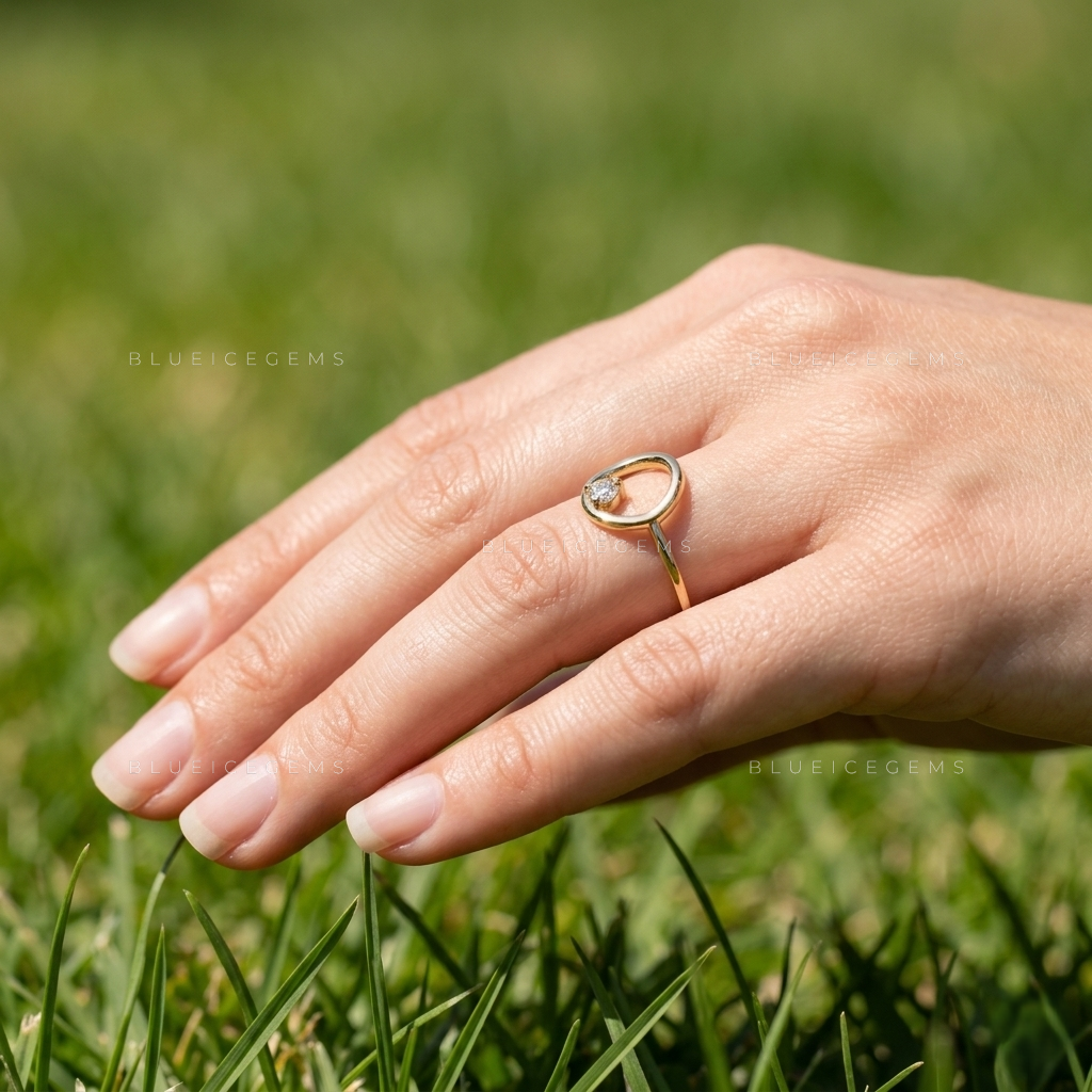 Delicate Open-Circle Solitaire Everyday Promise Ring