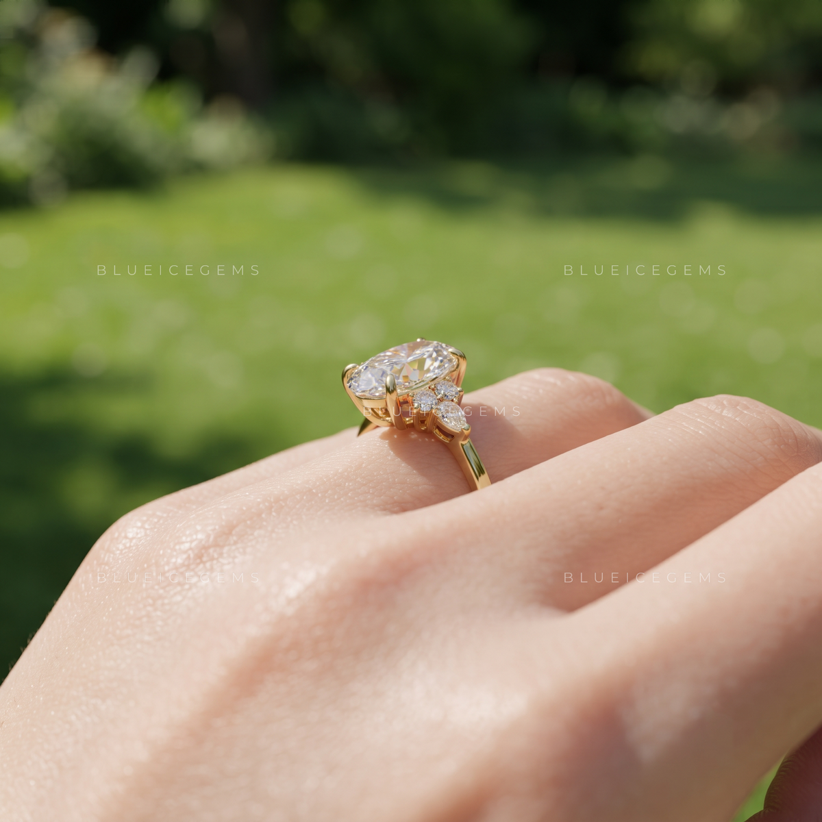 Triana Heritage Motif Moval Engagement Ring