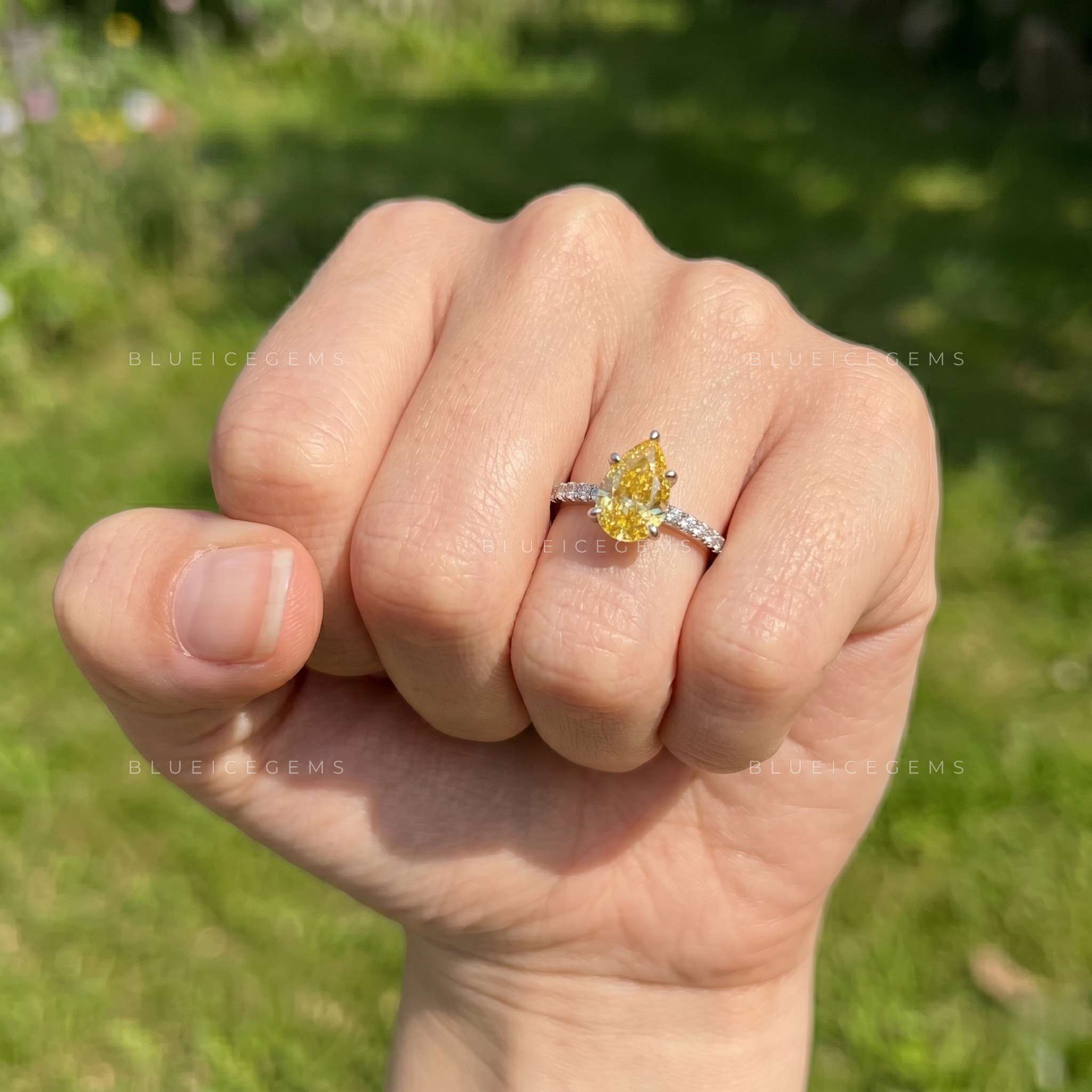 Golden Hour Radiance Pear Cut Halo Engagement Ring