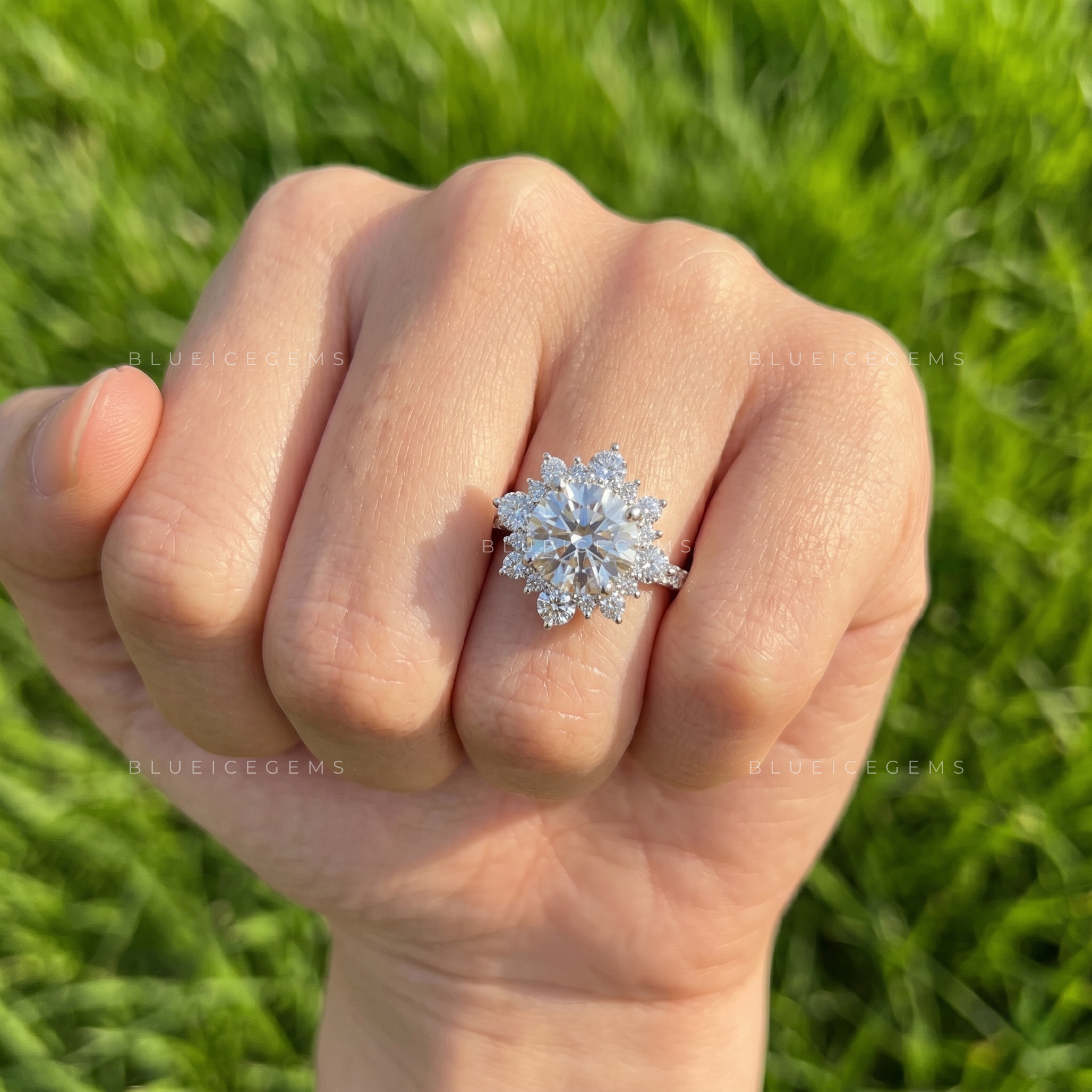Distinctive Low-Profile Round Brilliant Cut Halo Cluster Keepsake Ring
