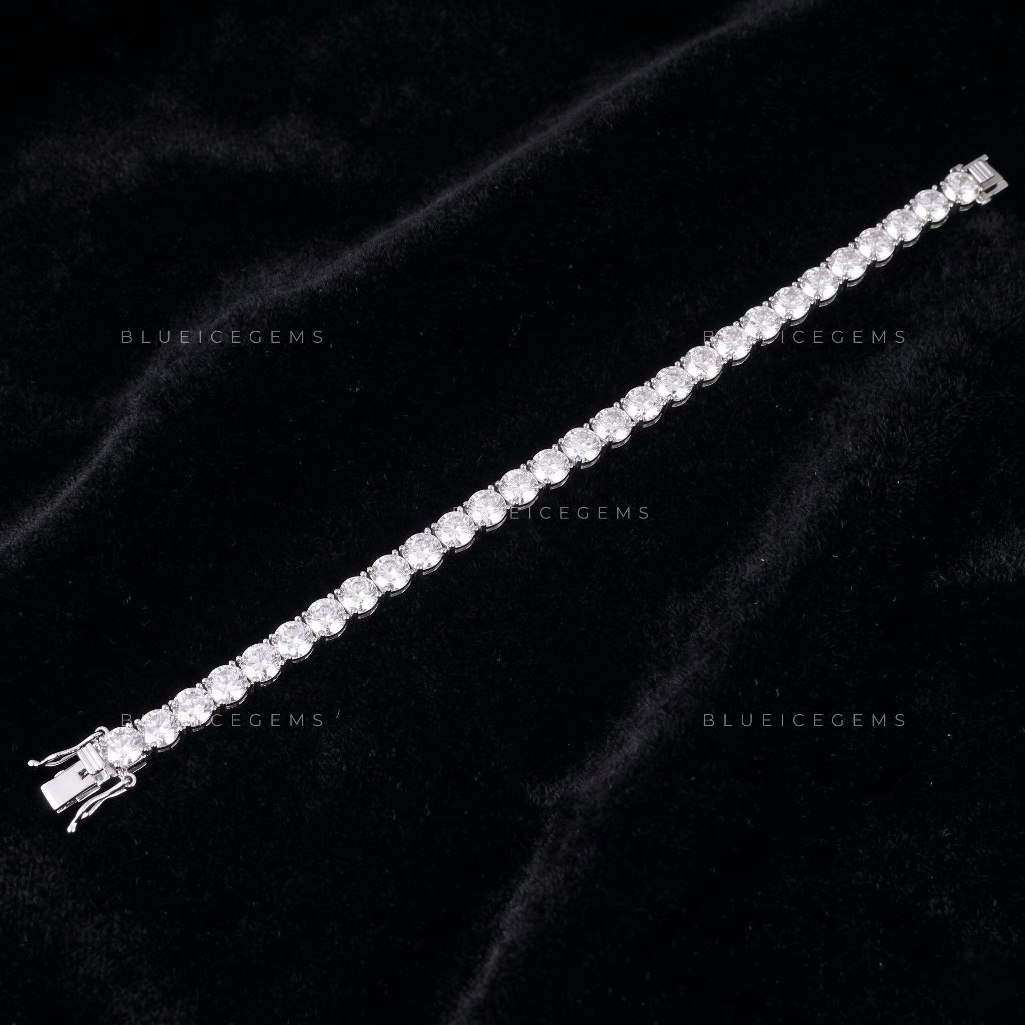 Timeless Radiance Essential High-Luster Tennis Link