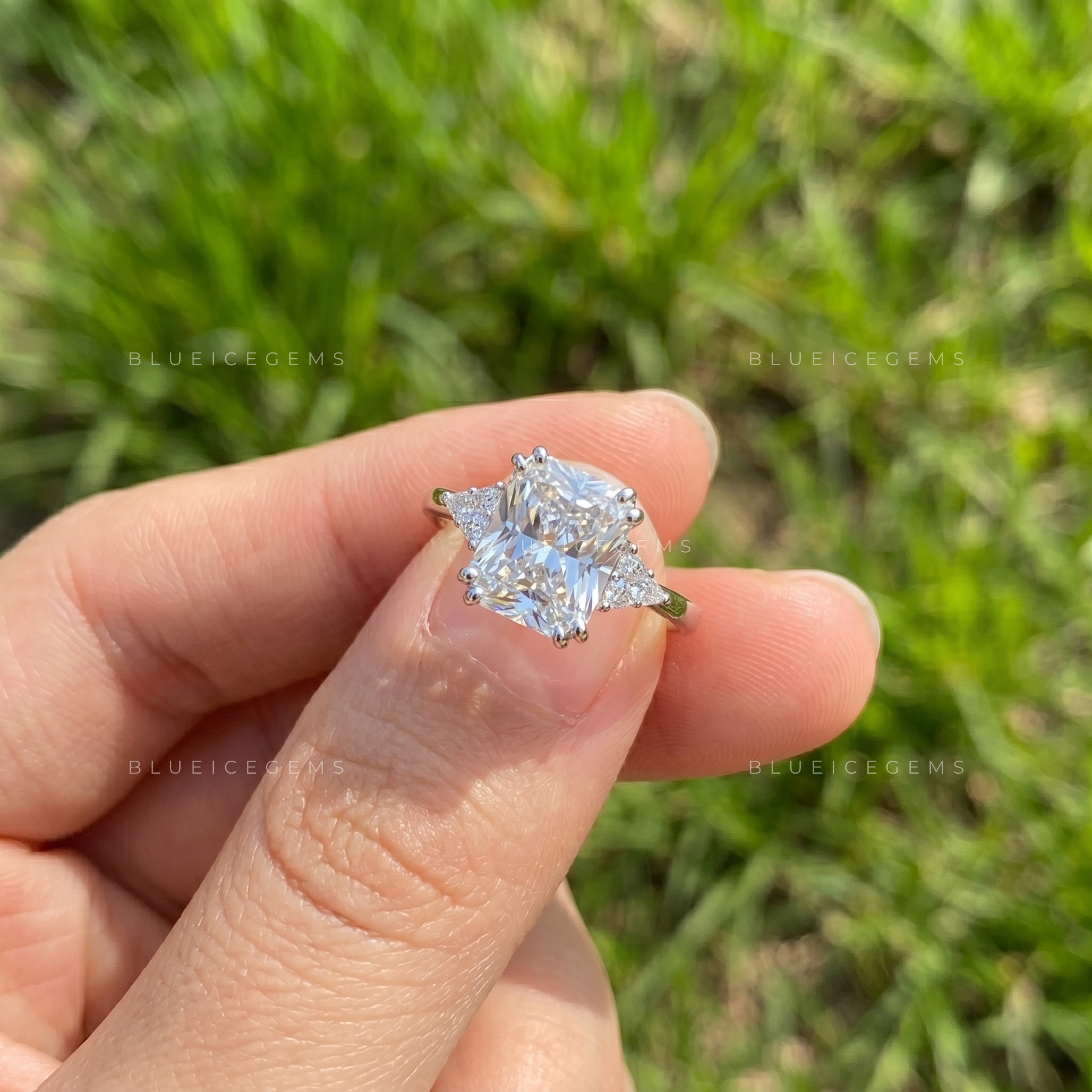 Radiant Splendor Eternal Cubic Zirconia Classic Accent Ring