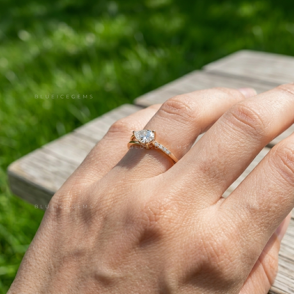 Graceful Horizon Pear Cut Asymmetric Split Band Engagement Ring