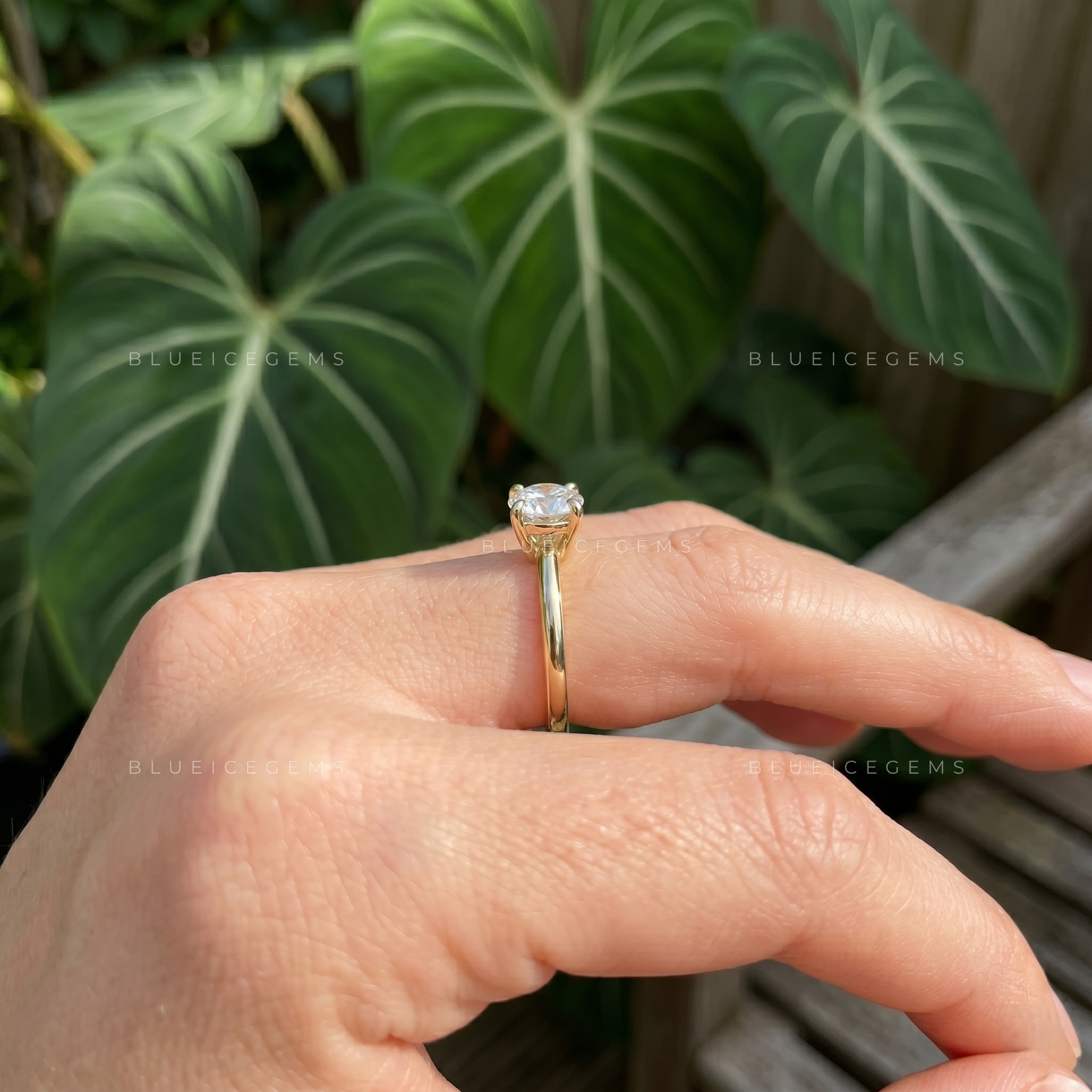 Dainty Charm Delicate Round Cut Solitaire Promise Ring