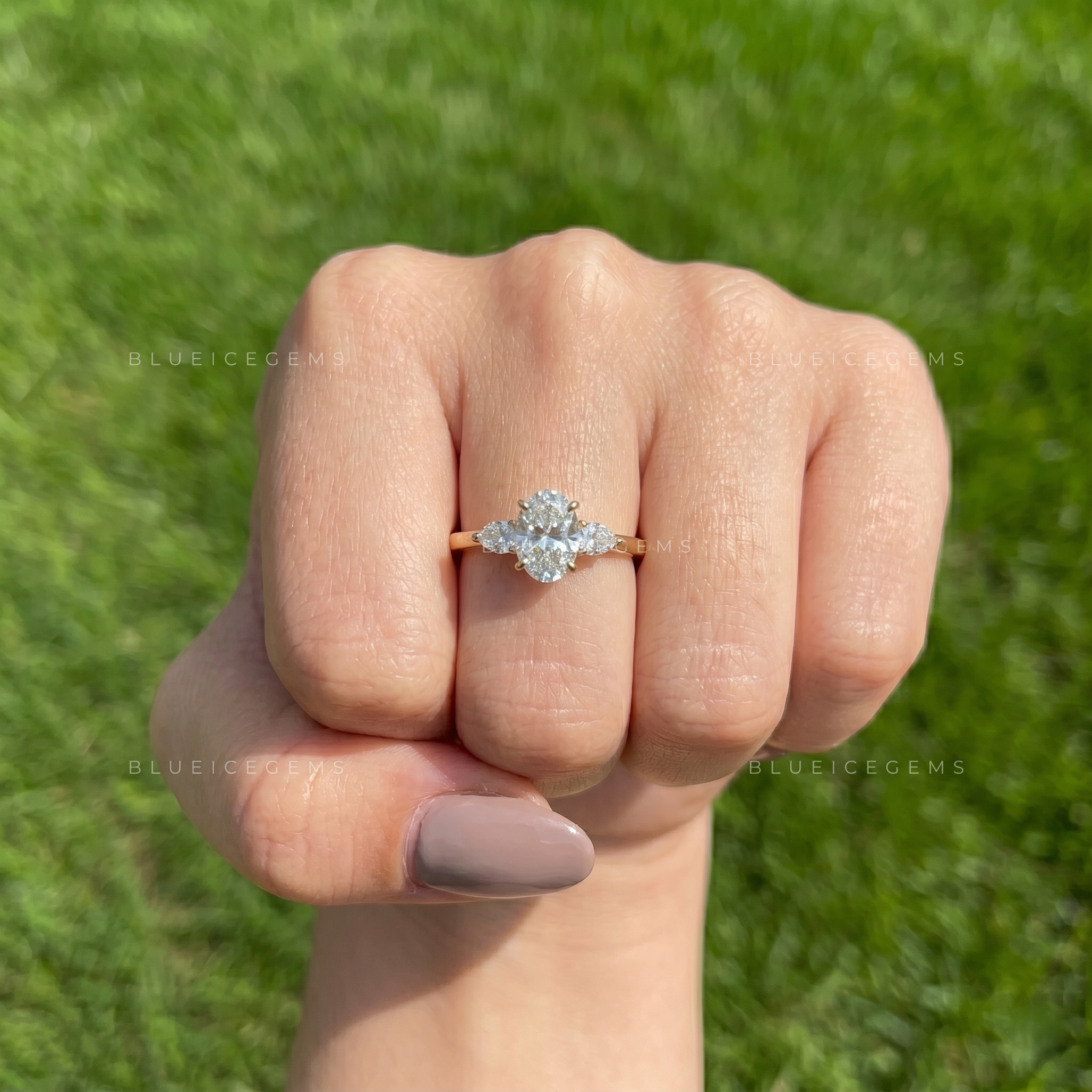 The "Signature Silhouette" Oval Trilogy: D-Color Minimalist Masterpiece