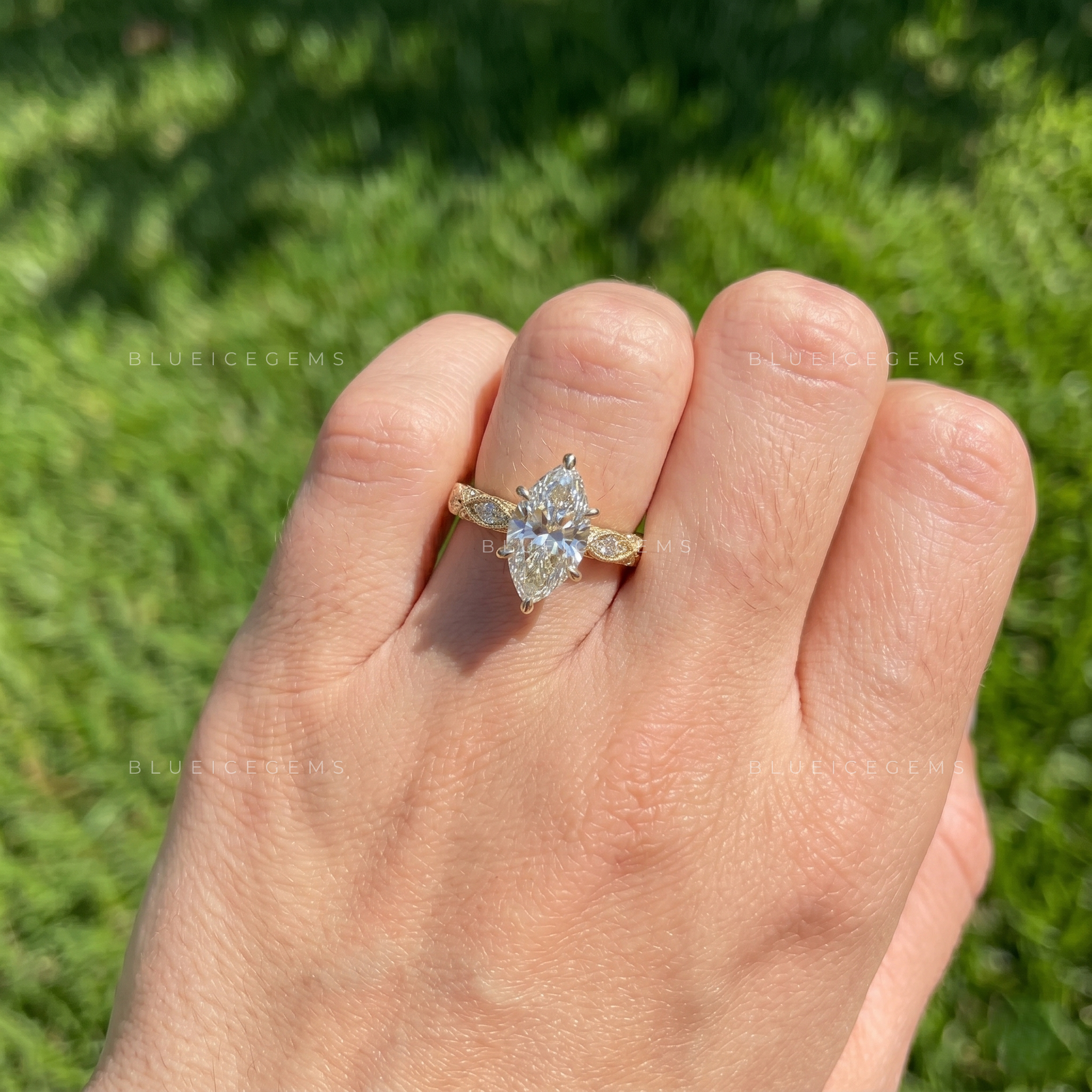 The "Regal Silhouette" Marquise Halo: An Iconic VVS2 Statement