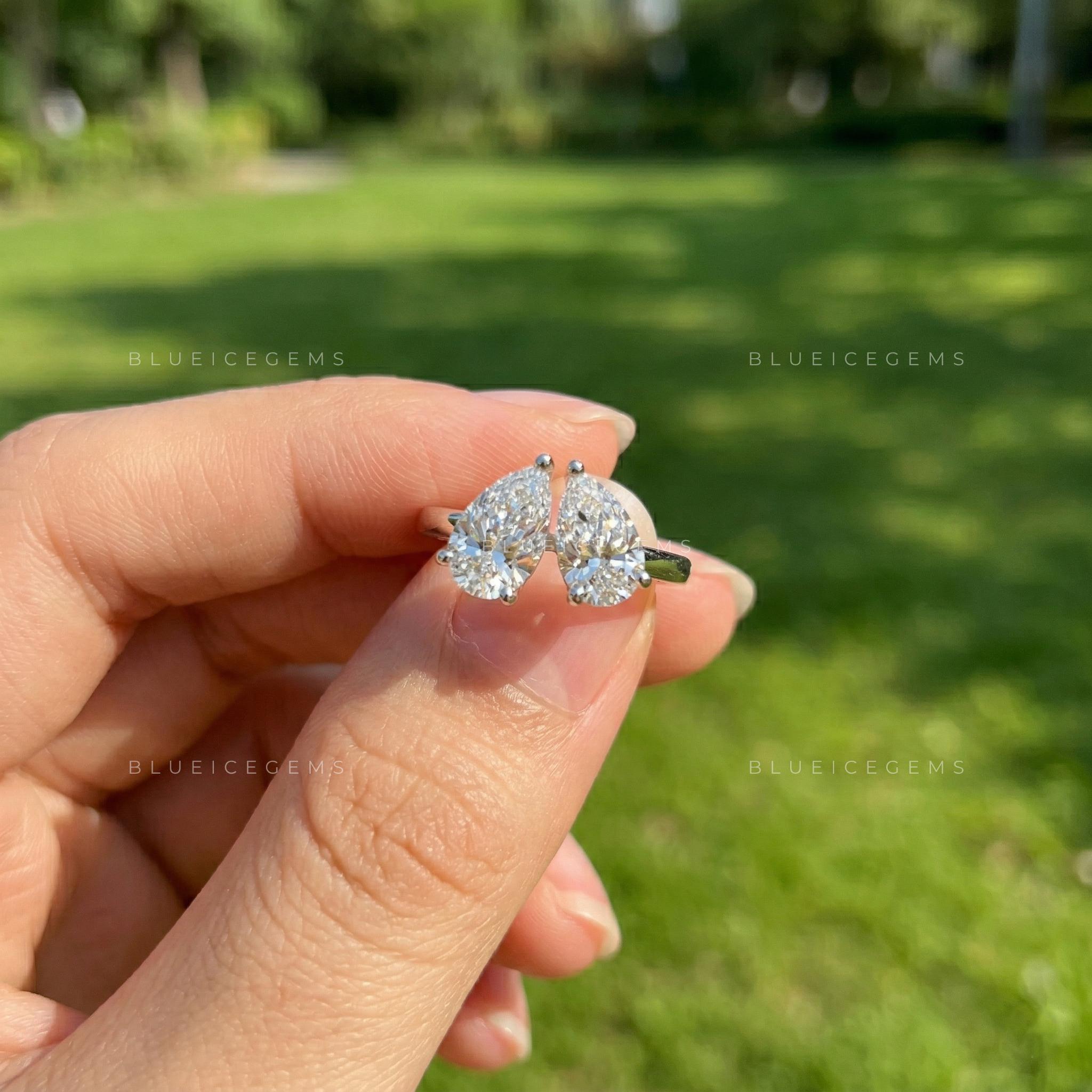 Eternal Devotion Dual Pear Cut "Toi et Moi" Ring
