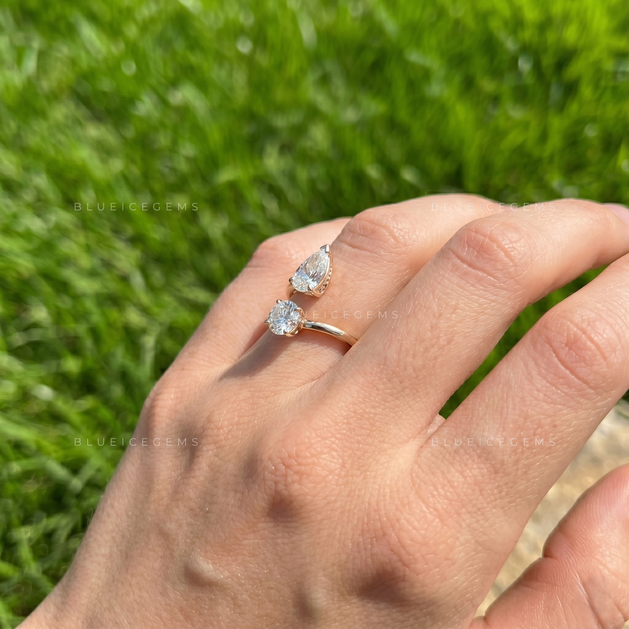 Soulmates Twin Brilliance Pear and Round Cut Toi Et Moi Engagement Ring