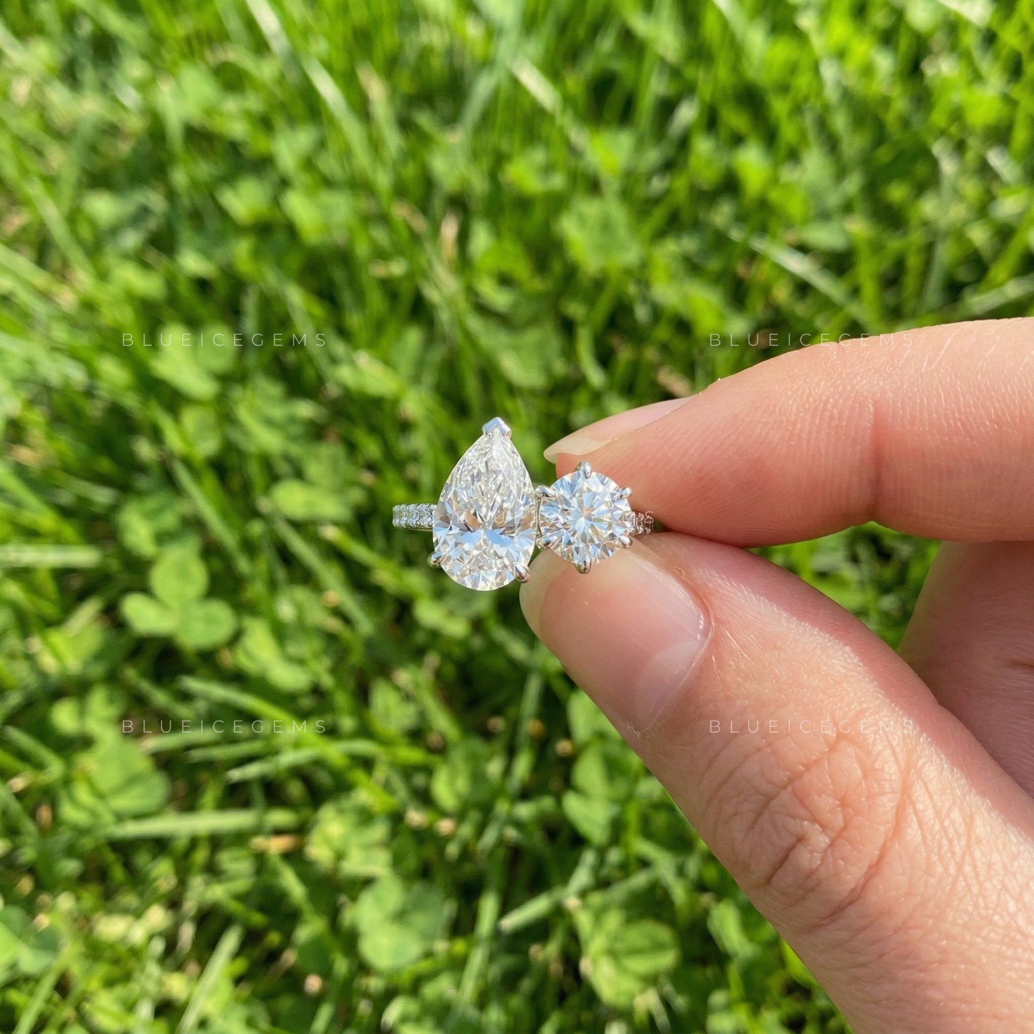 Celestial Harmony Pear and Round "Toi et Moi" Engagement Ring