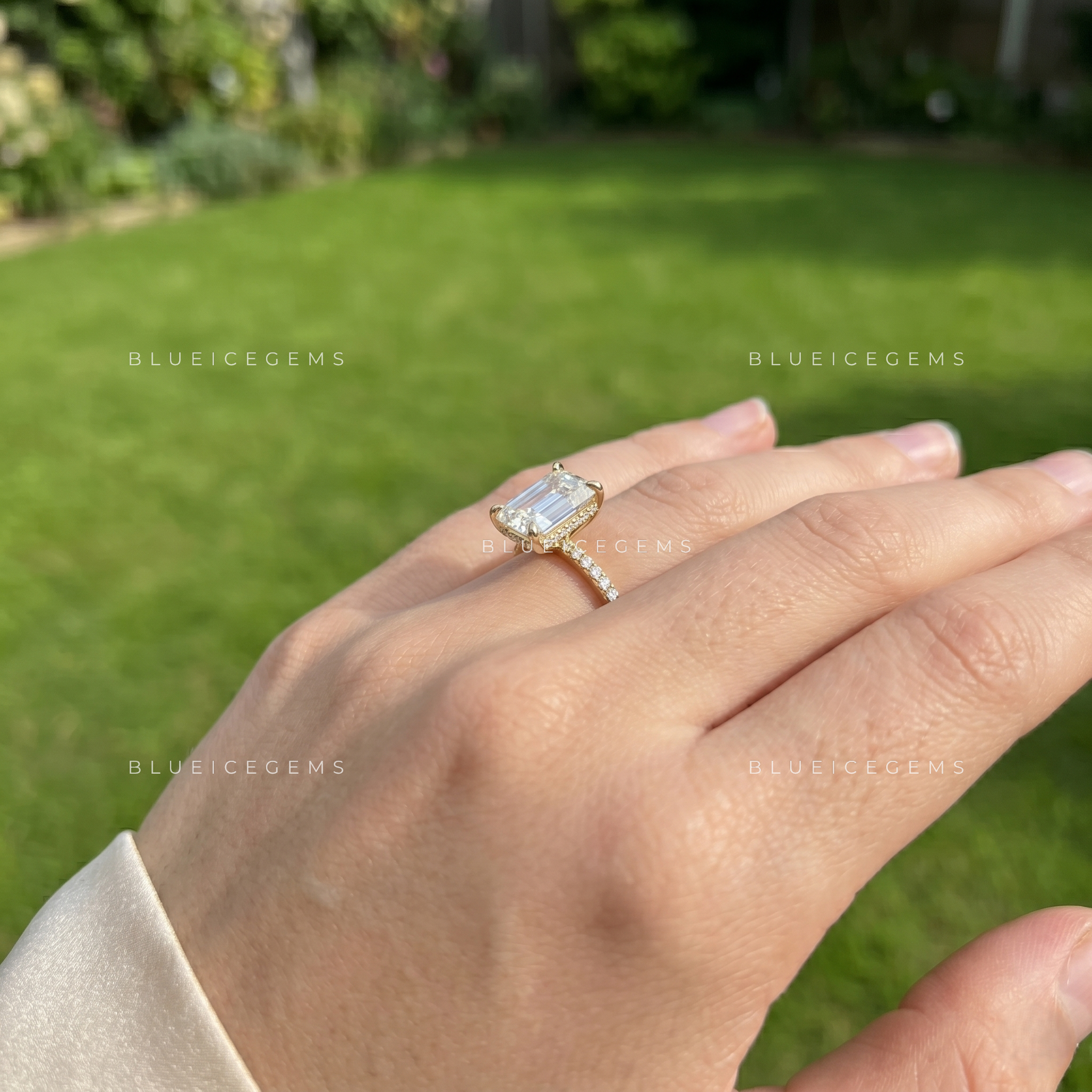 Radiavera Radiant Cut Pavé Engagement Ring