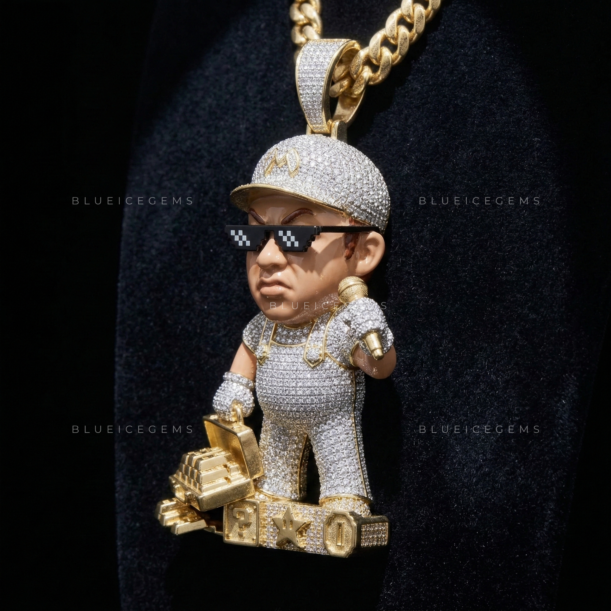 The "Boss Plumber" Figurine: 3D Game Legend & Gold-Bar Sovereign