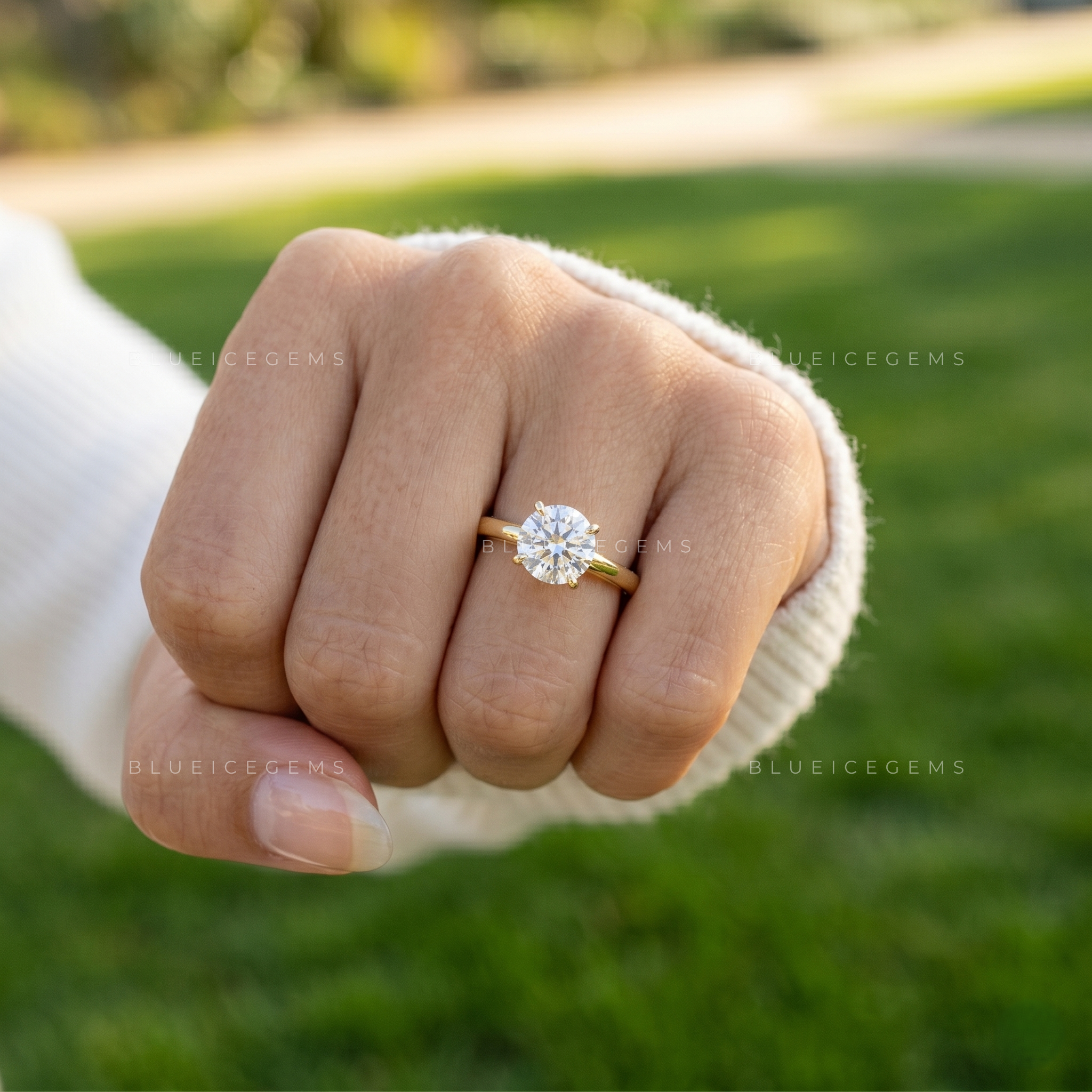 Sorelle Cushion Cut Classic Silhouette Engagement Ring