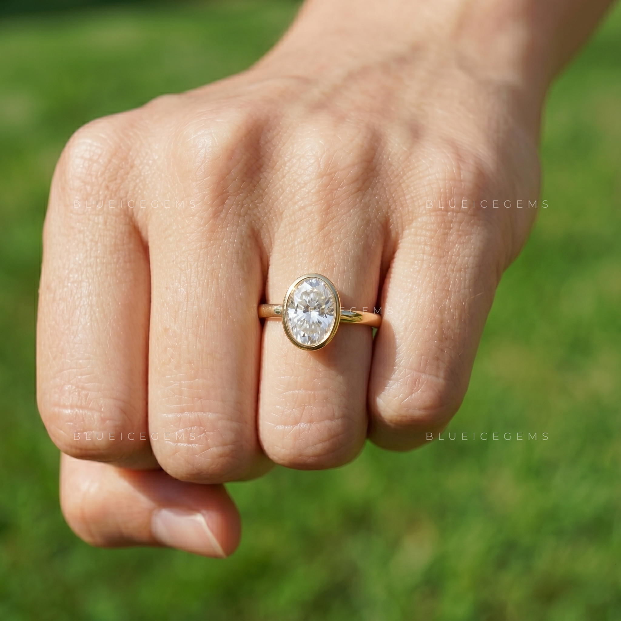 Virelle Oval Cut Minimalist Bezel Solitaire Engagement Ring