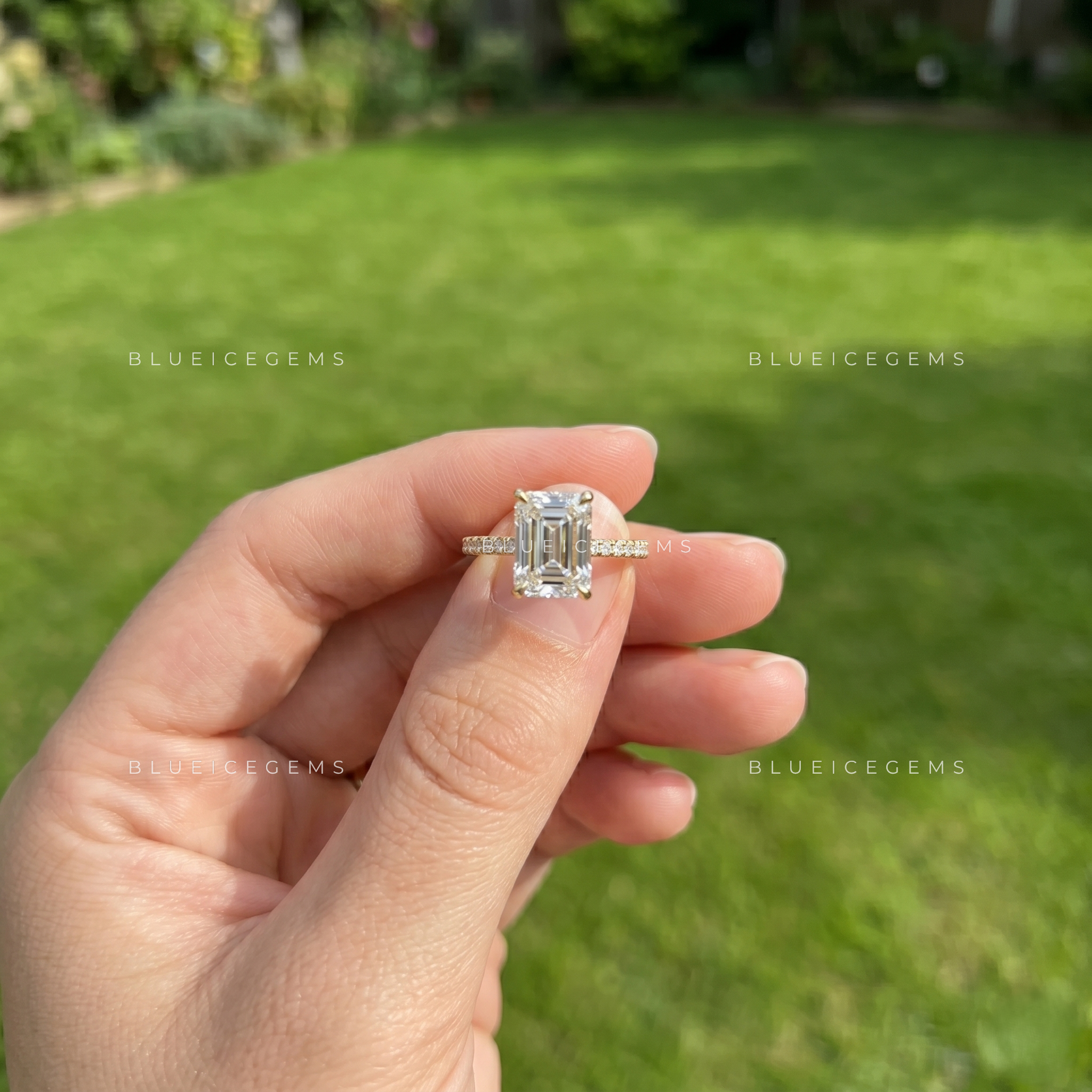 Radiavera Radiant Cut Pavé Engagement Ring