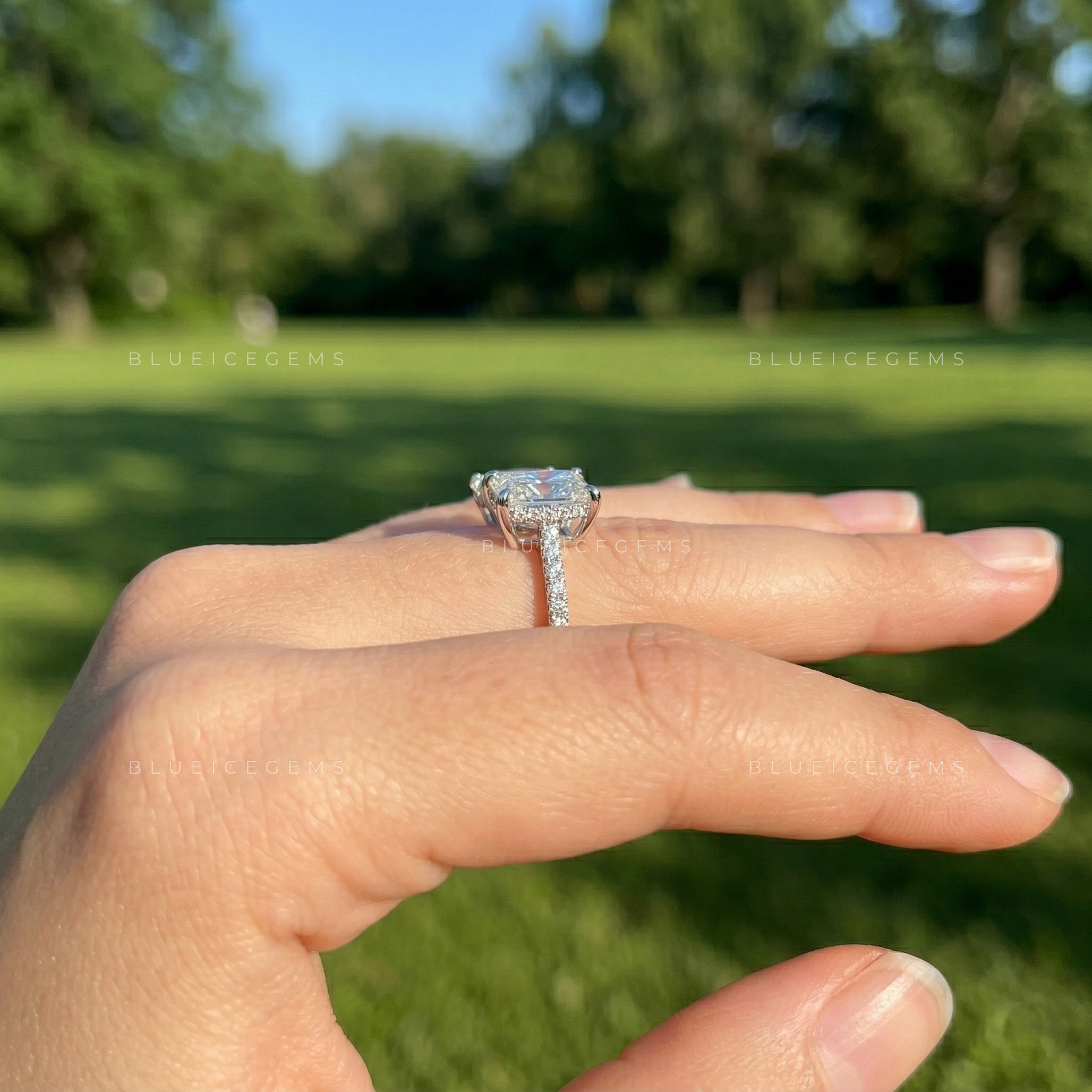 Modern Muse Pear and Radiant Toi Et Moi Ring