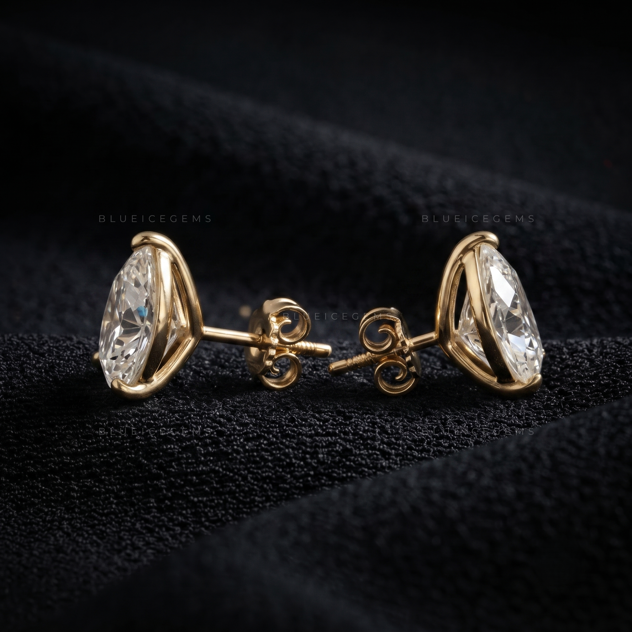 Teardrop Grace Pear-Cut Lab-Grown Diamond Stud Earrings