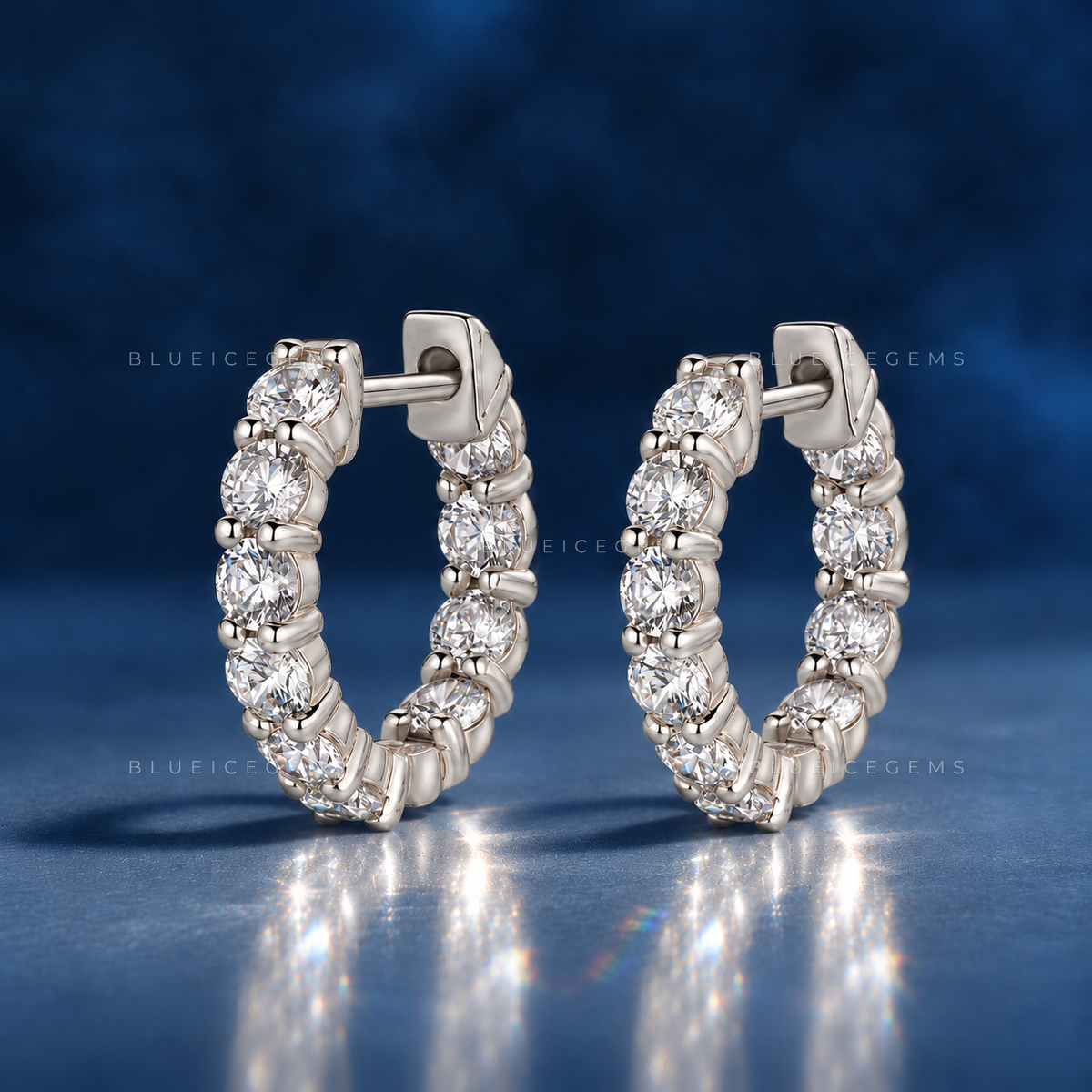 Double-Sided Round Diamond Huggie Earrings